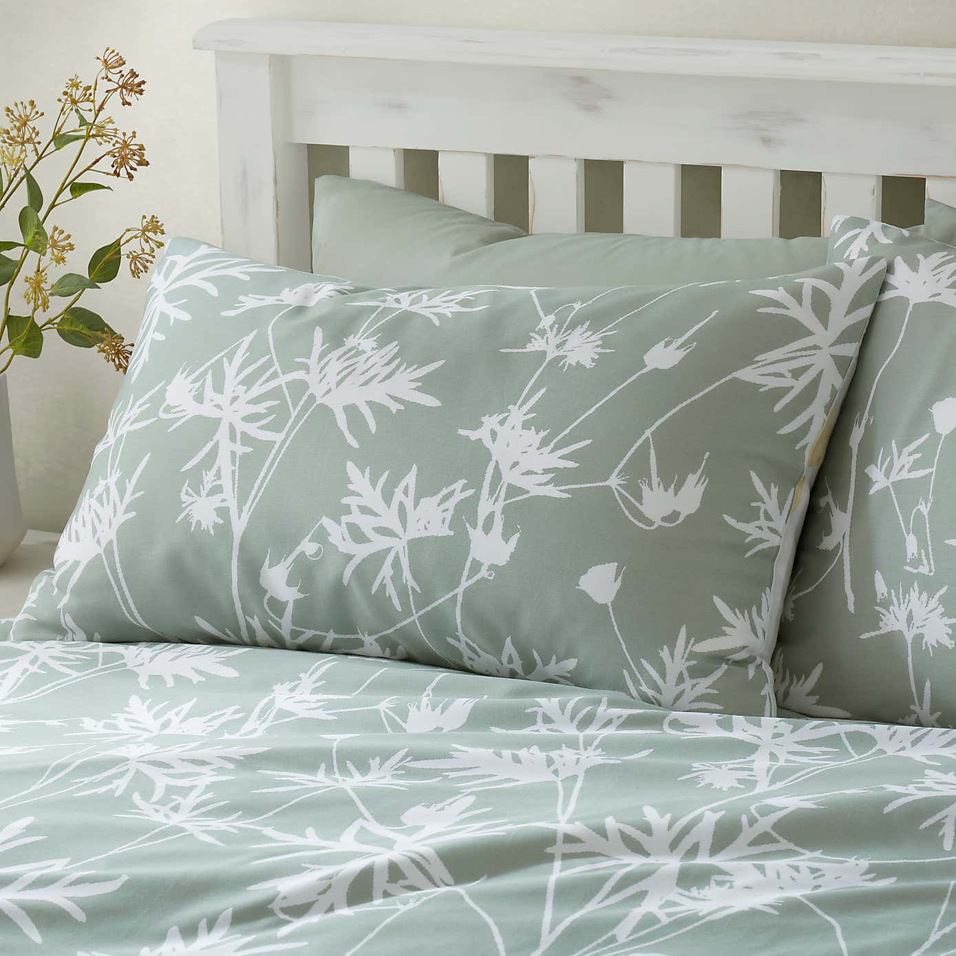 Camellia Floral Duvet Cover & Pillowcase Set