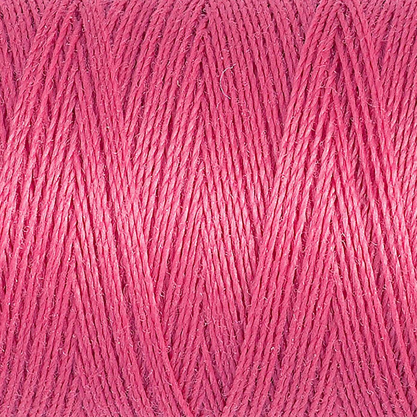Gutermann Sew All Thread Hot Pink (890)