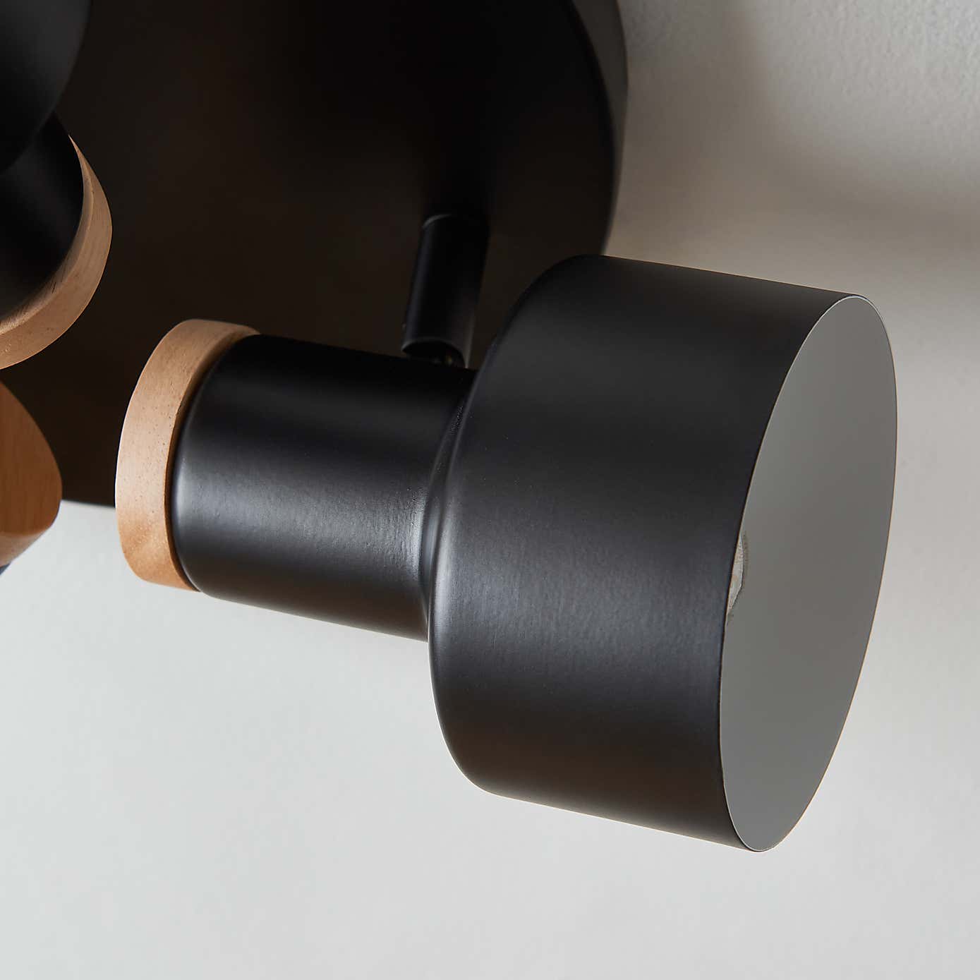 Duckworth Industrial 3 Light Adjustable Spotlight