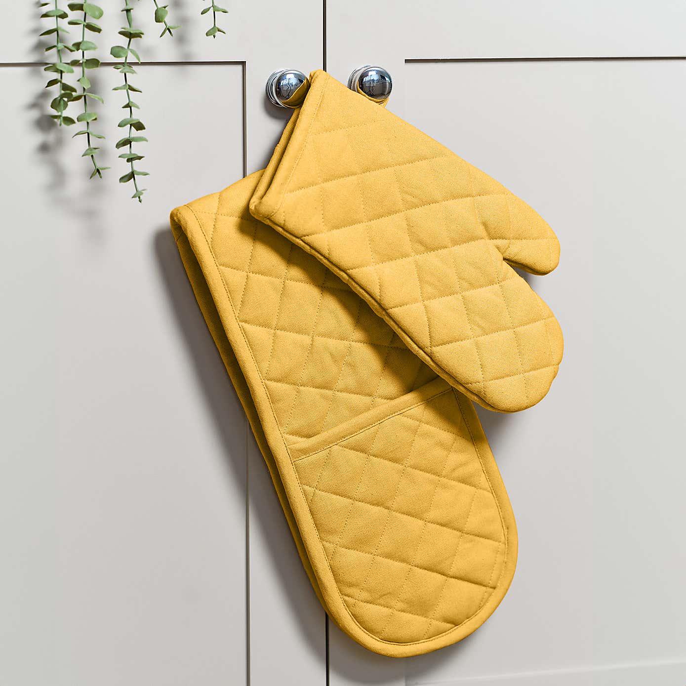 Dexam Set of 2 Love Colour Single Oven Gloves