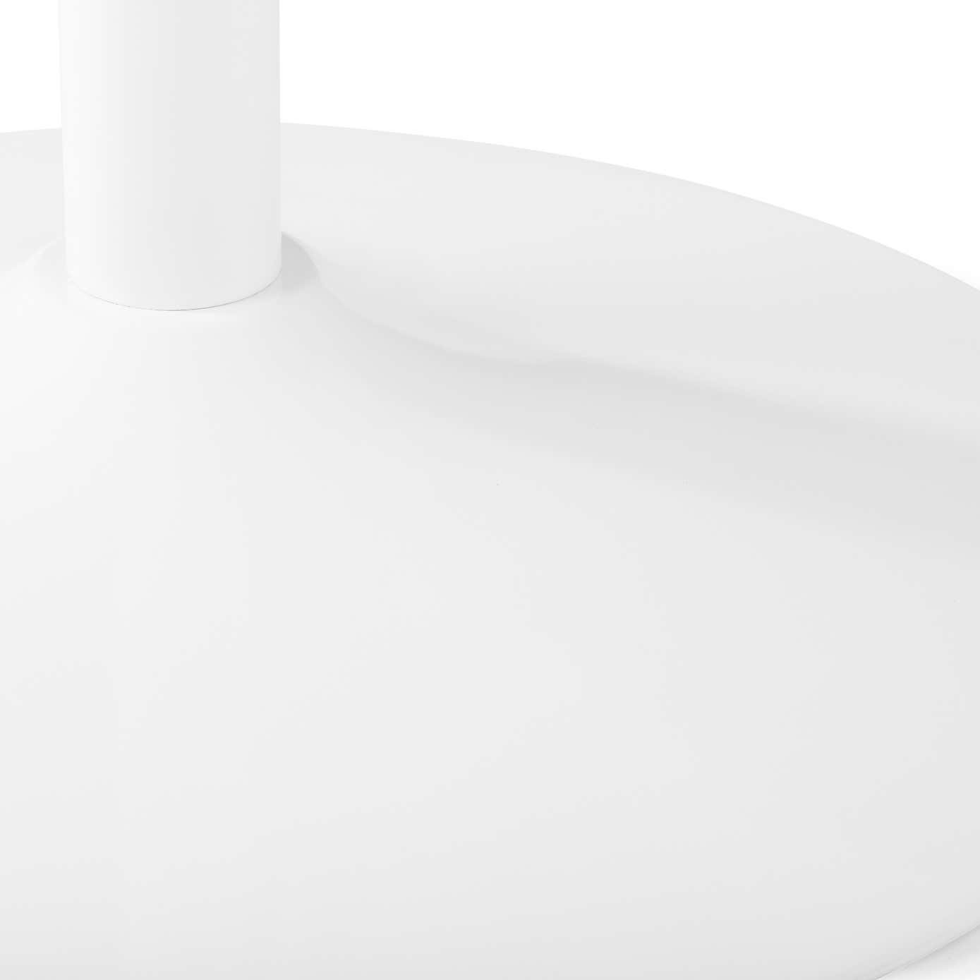 Blanco Round White Pedestal Dining Table with 4 Kari Dining Chairs