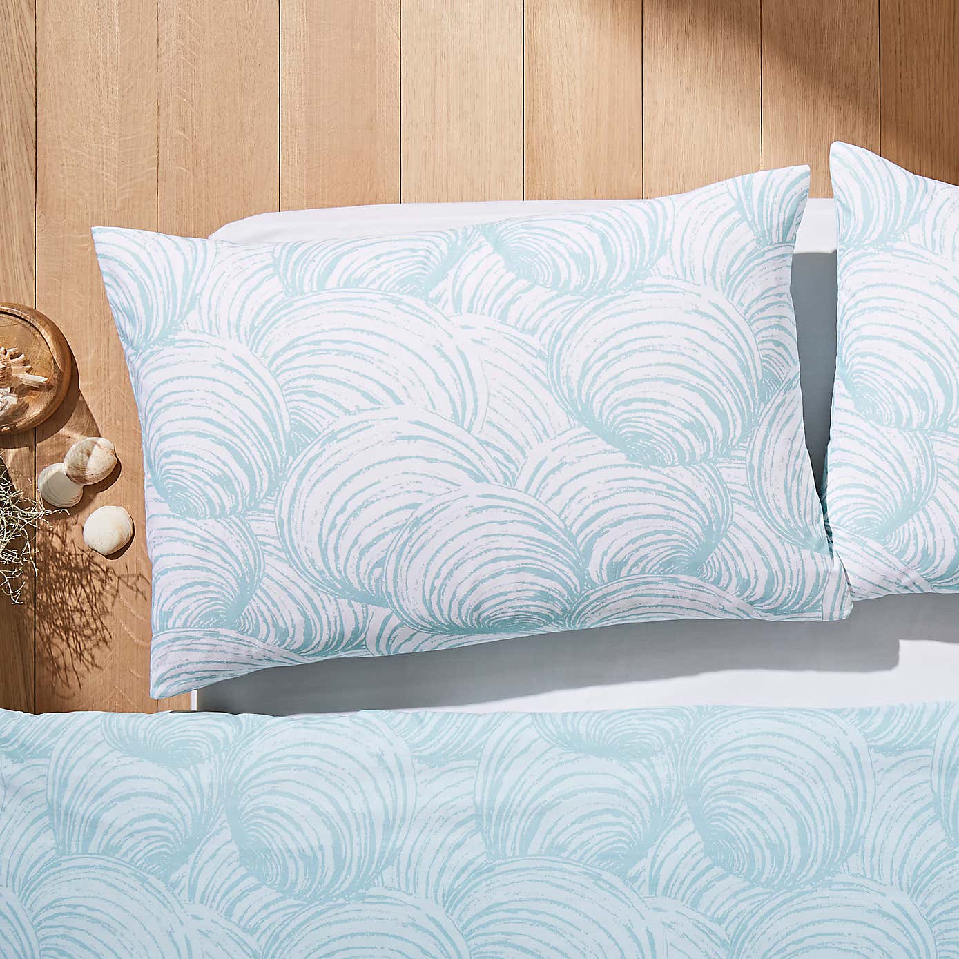 NHM Venus Shell Seafoam Duvet Cover and Pillowcase Set