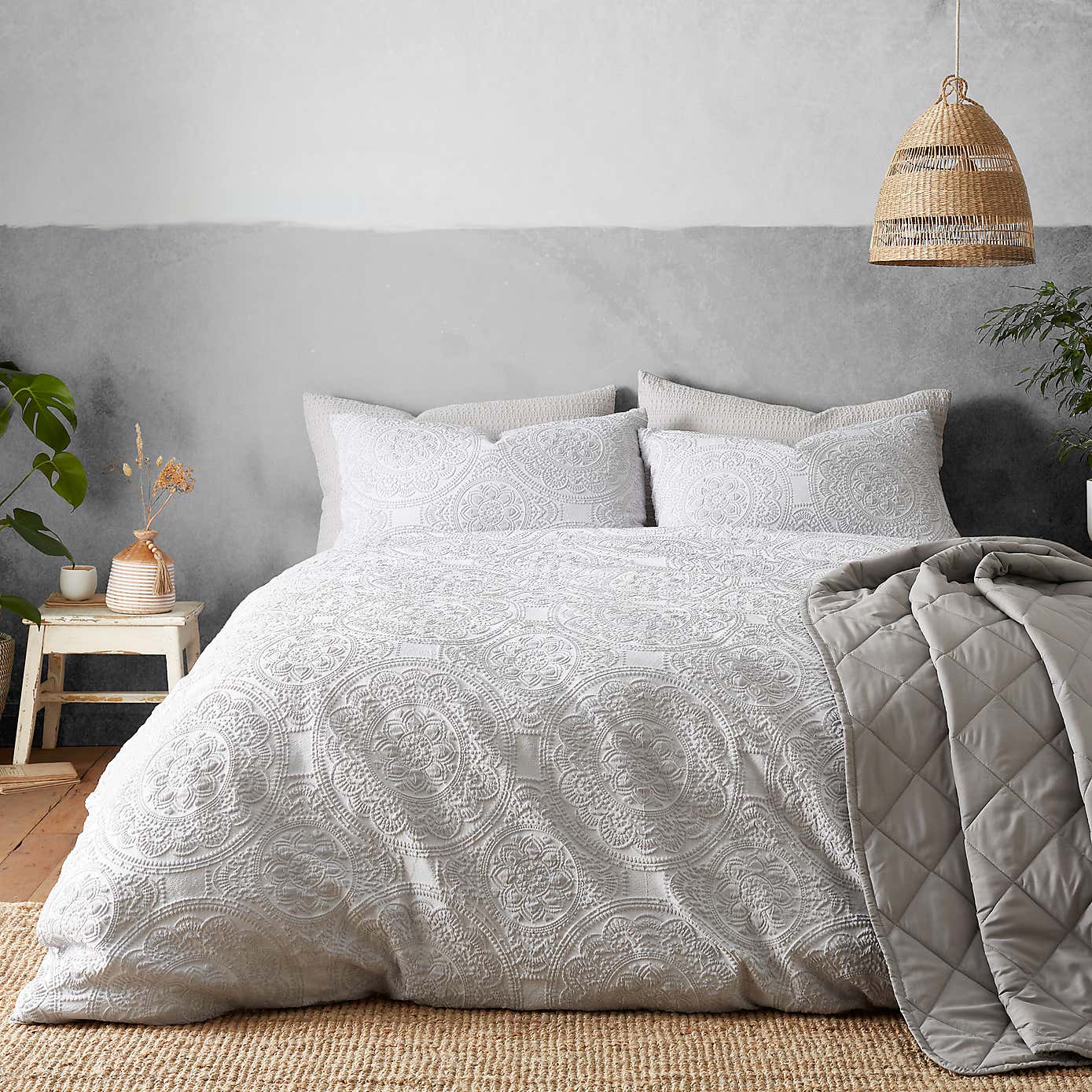 Tama Global Duvet Cover and Pillowcase Set