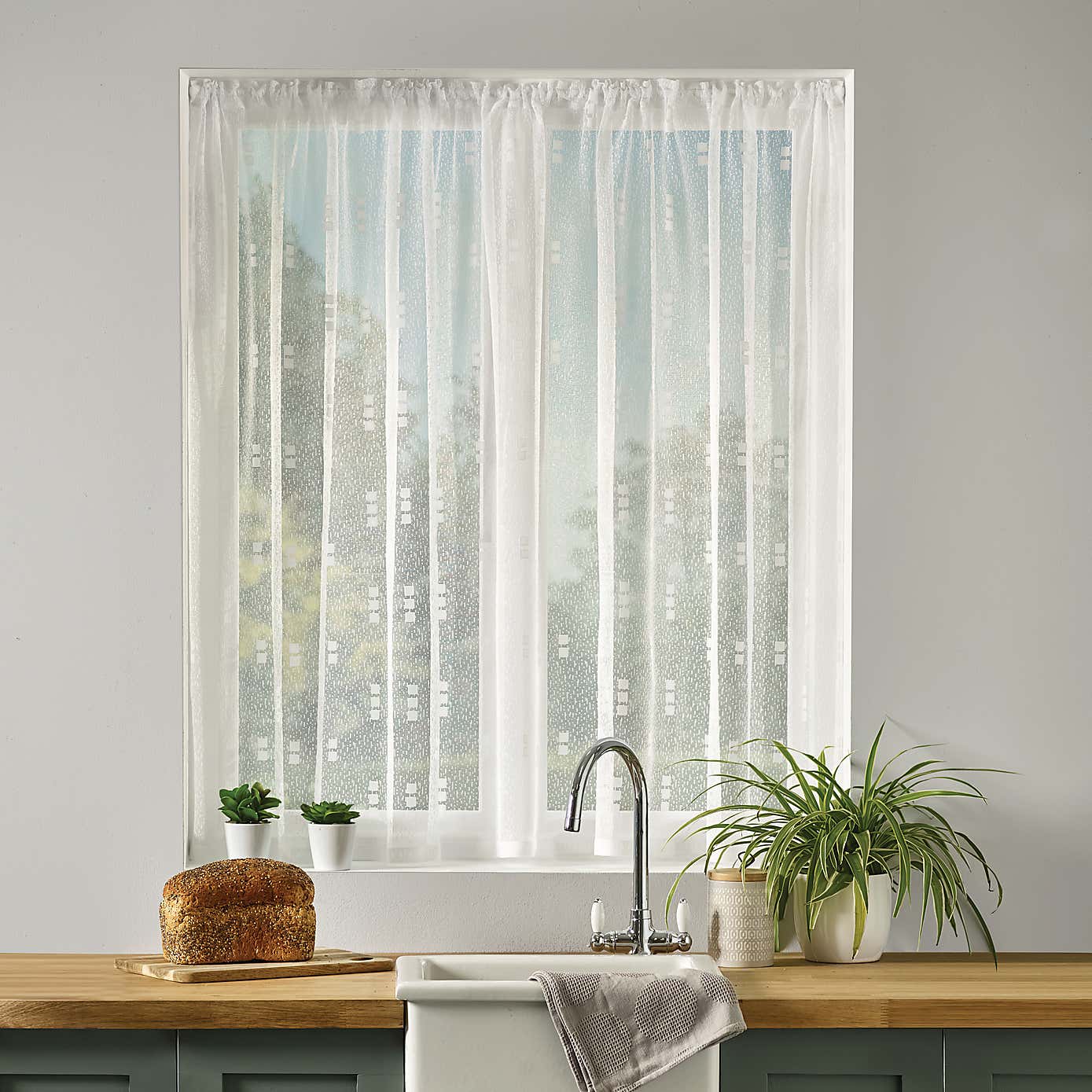 White Echo Lace Fabric