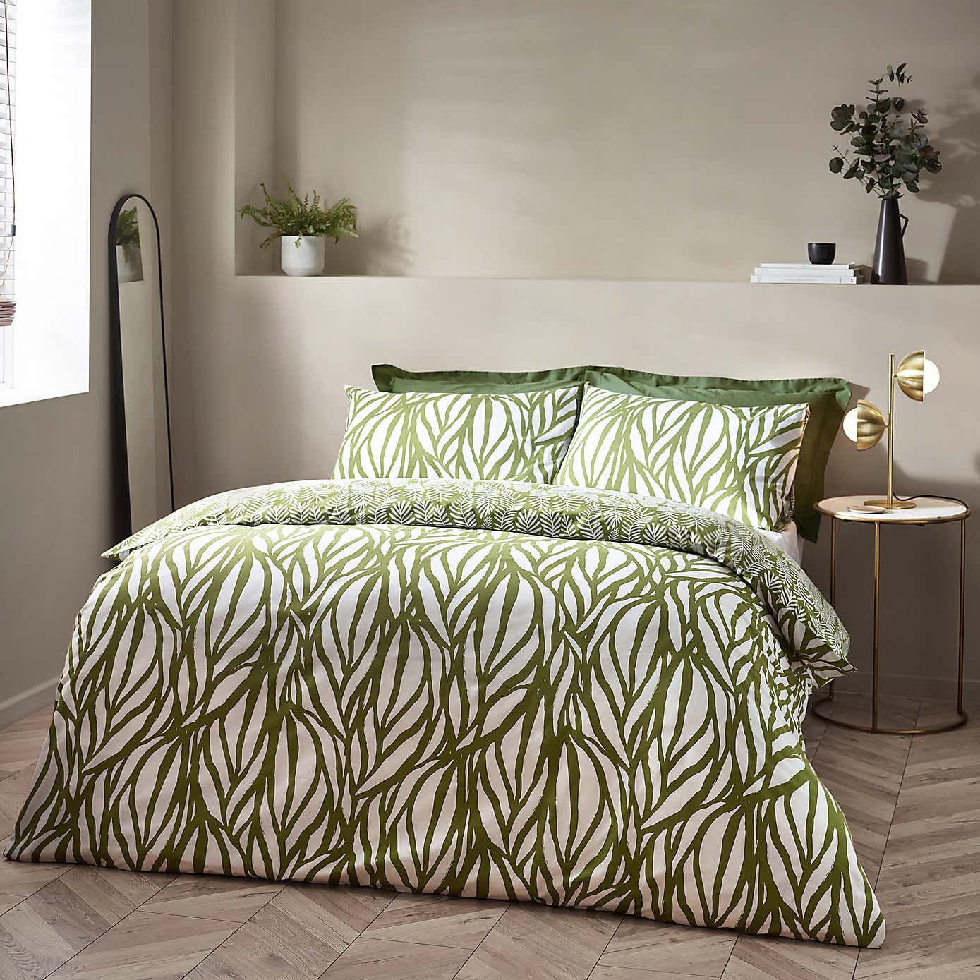 Hoem Frond Cotton Rich Olive Duvet Cover & Pillowcase Set