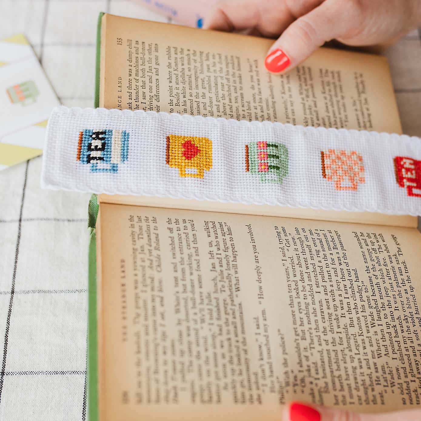 Cotton Clara Mugs Bookmark Cross Stitch Kit