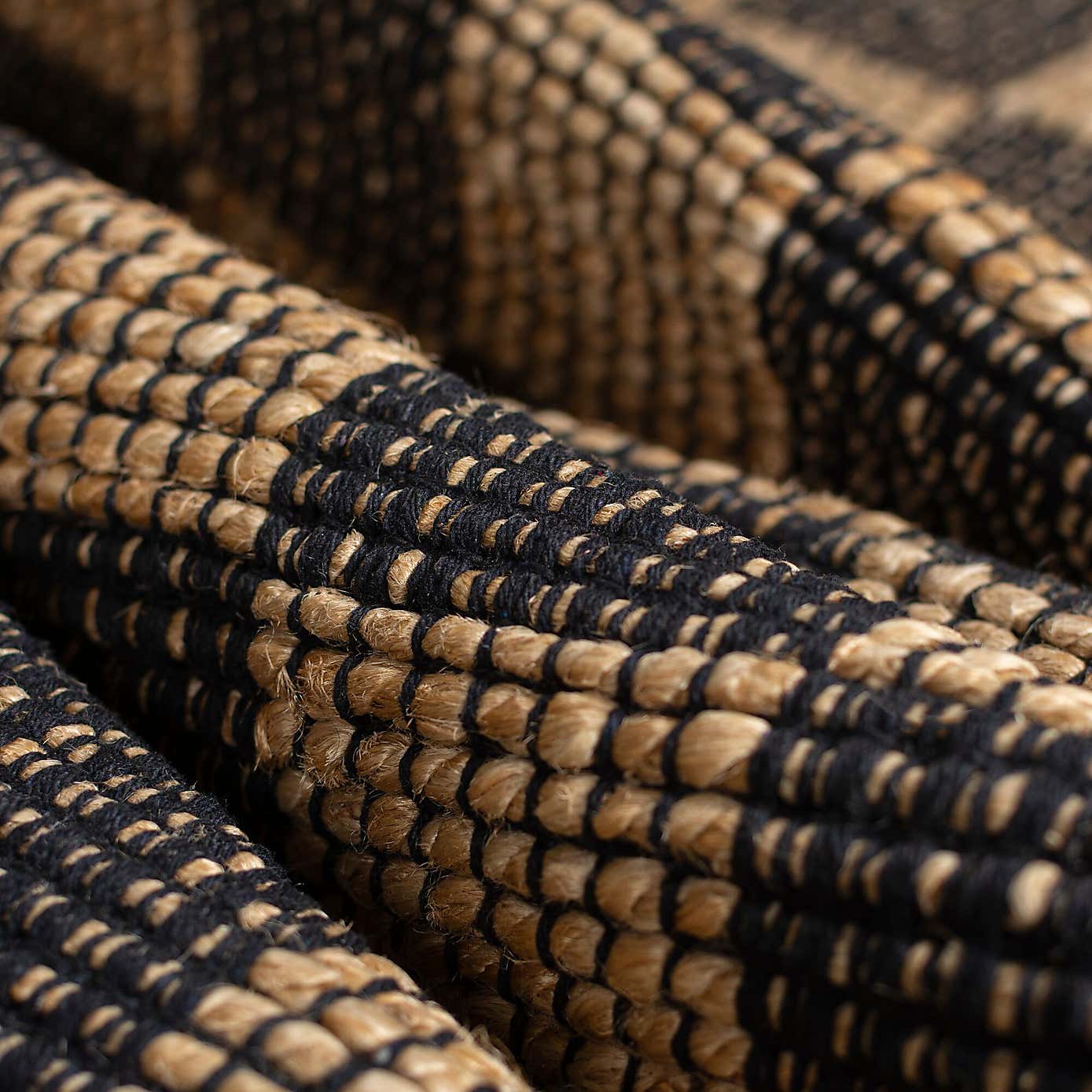 Jute Checkerboard Runner