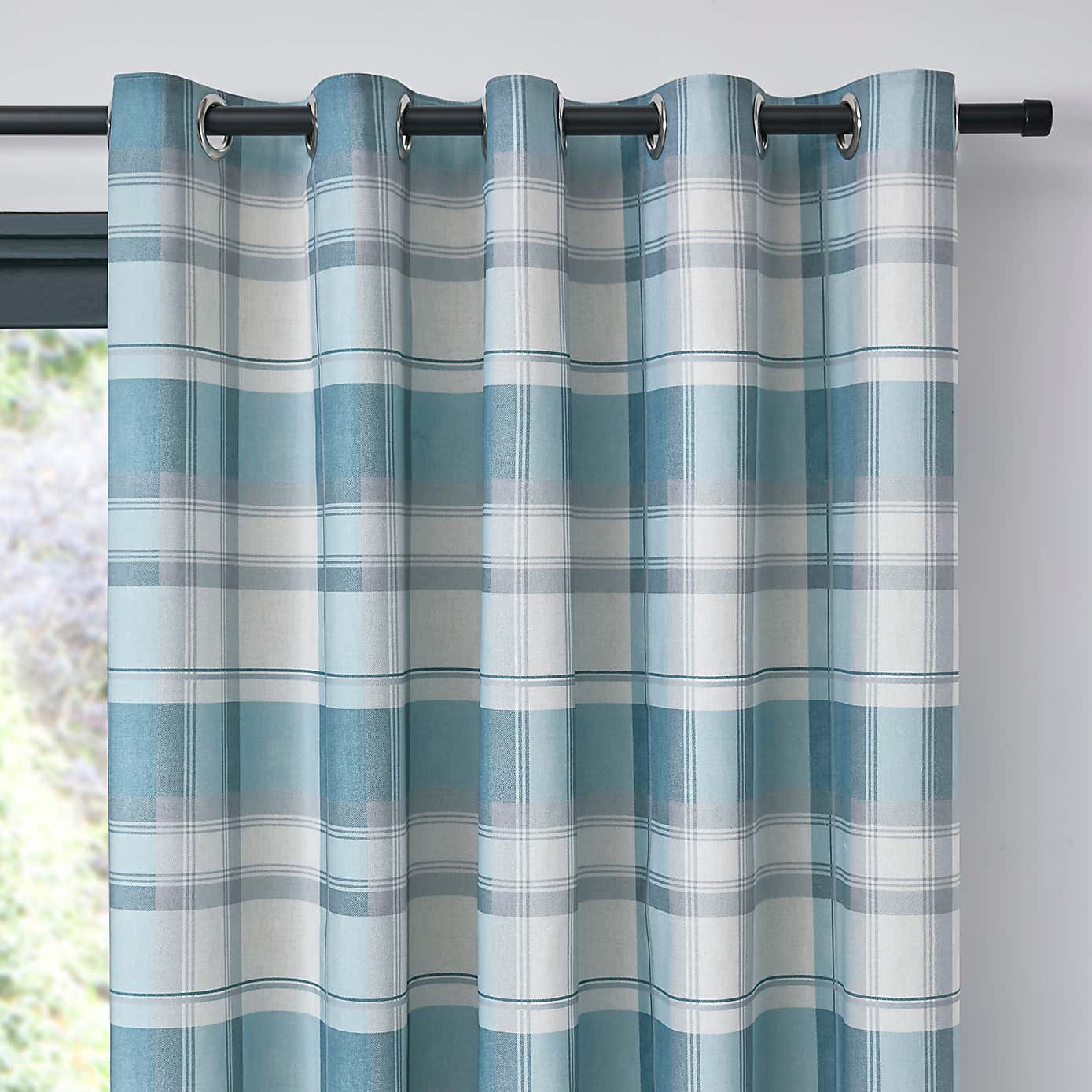 Balmoral Green Eyelet Curtains