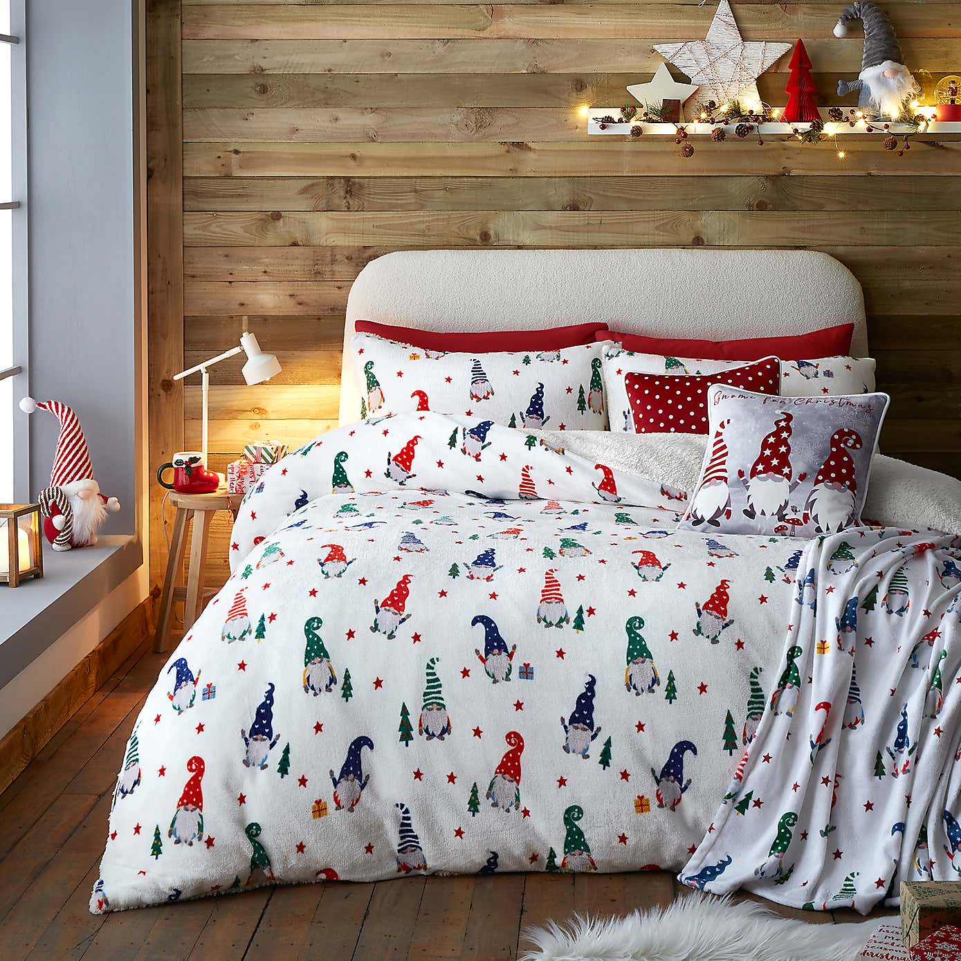 Festive Gnomes Duvet Cover & Pillowcase Set