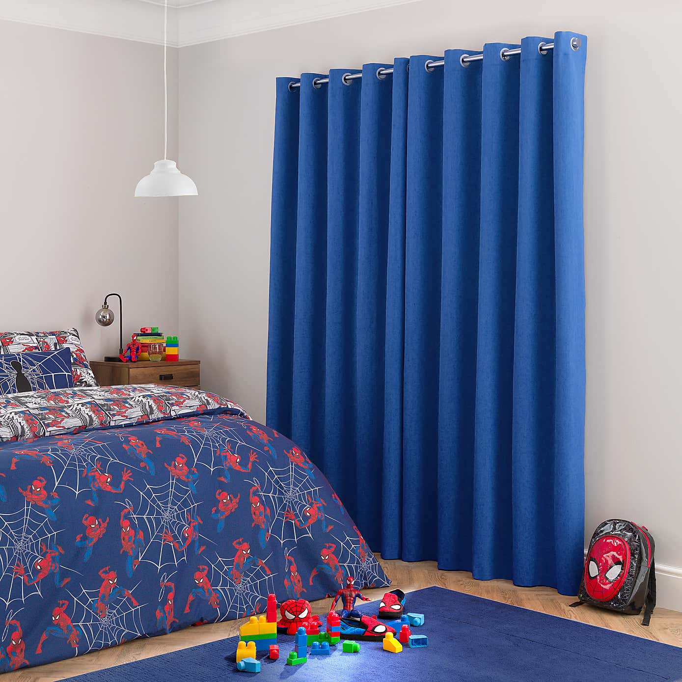 Solar Blackout Eyelet Curtains