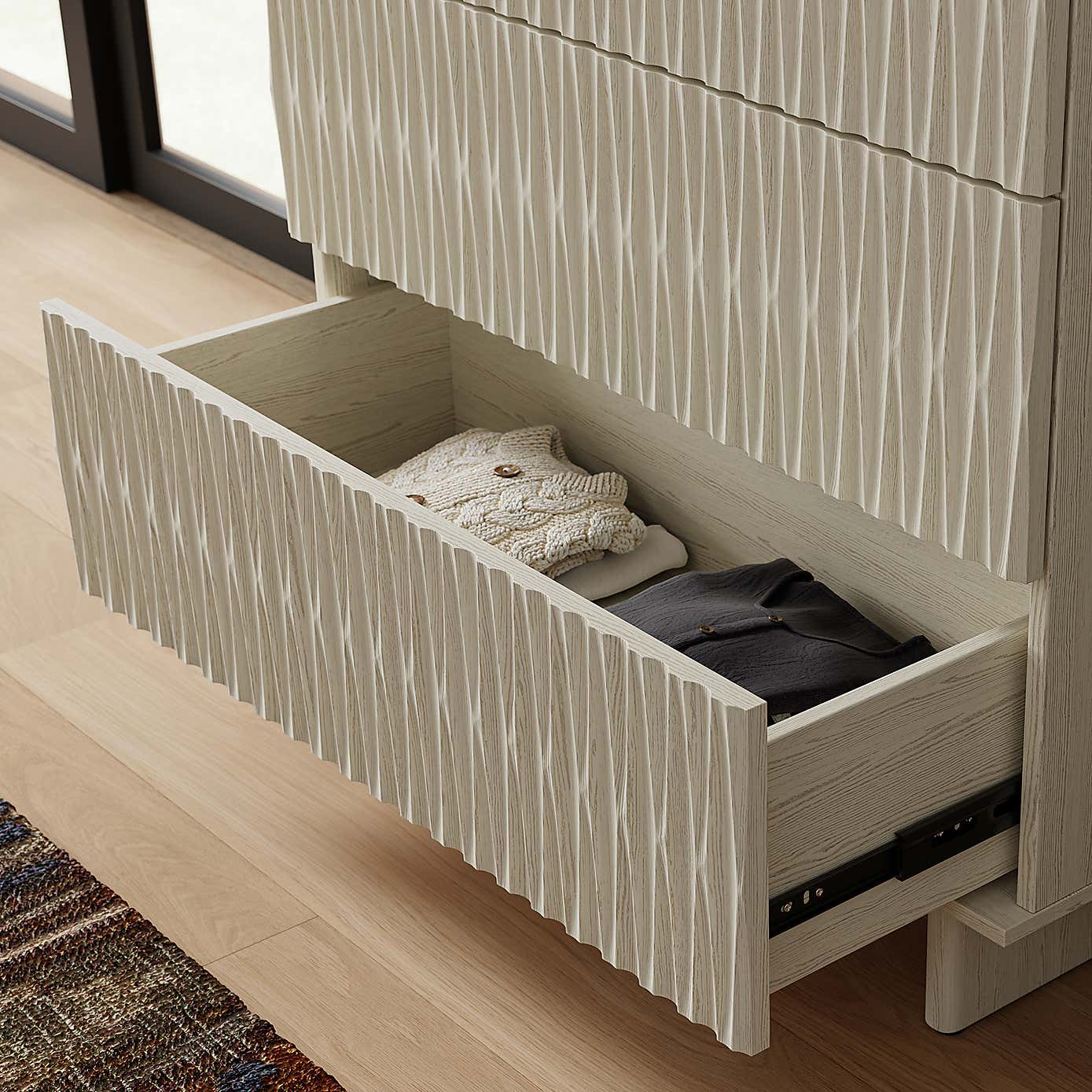 Inga 5 Drawer Chest
