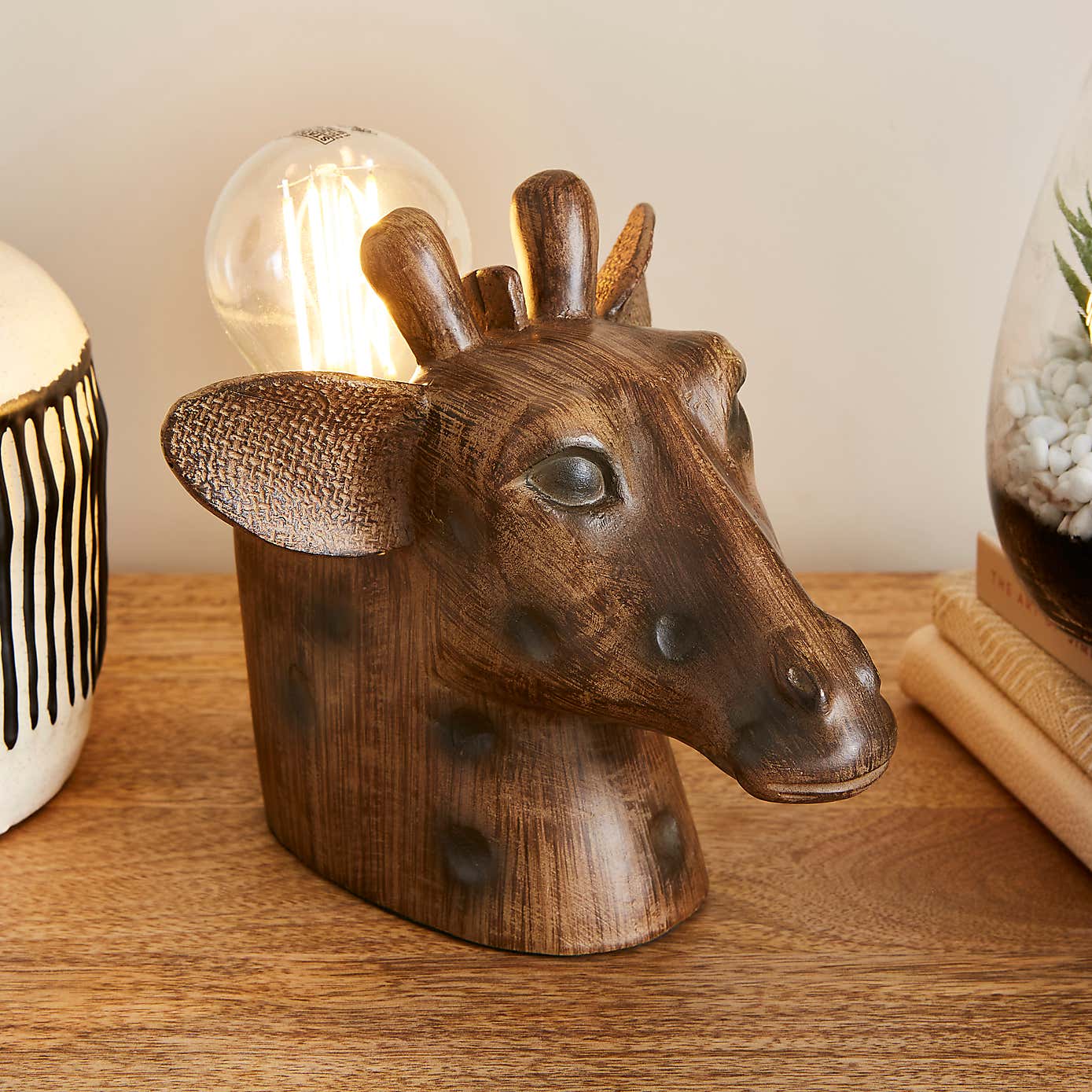 Giraffe Head Table Lamp