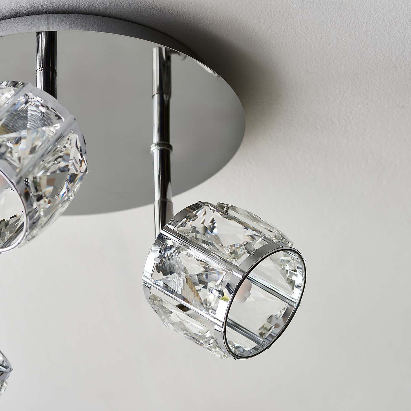 Kleio Modern 3 Light Adjustable Spotlight