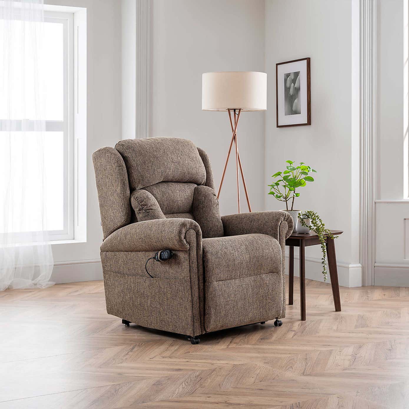 Dorchester Premier Lateral Rise and Recline Chair