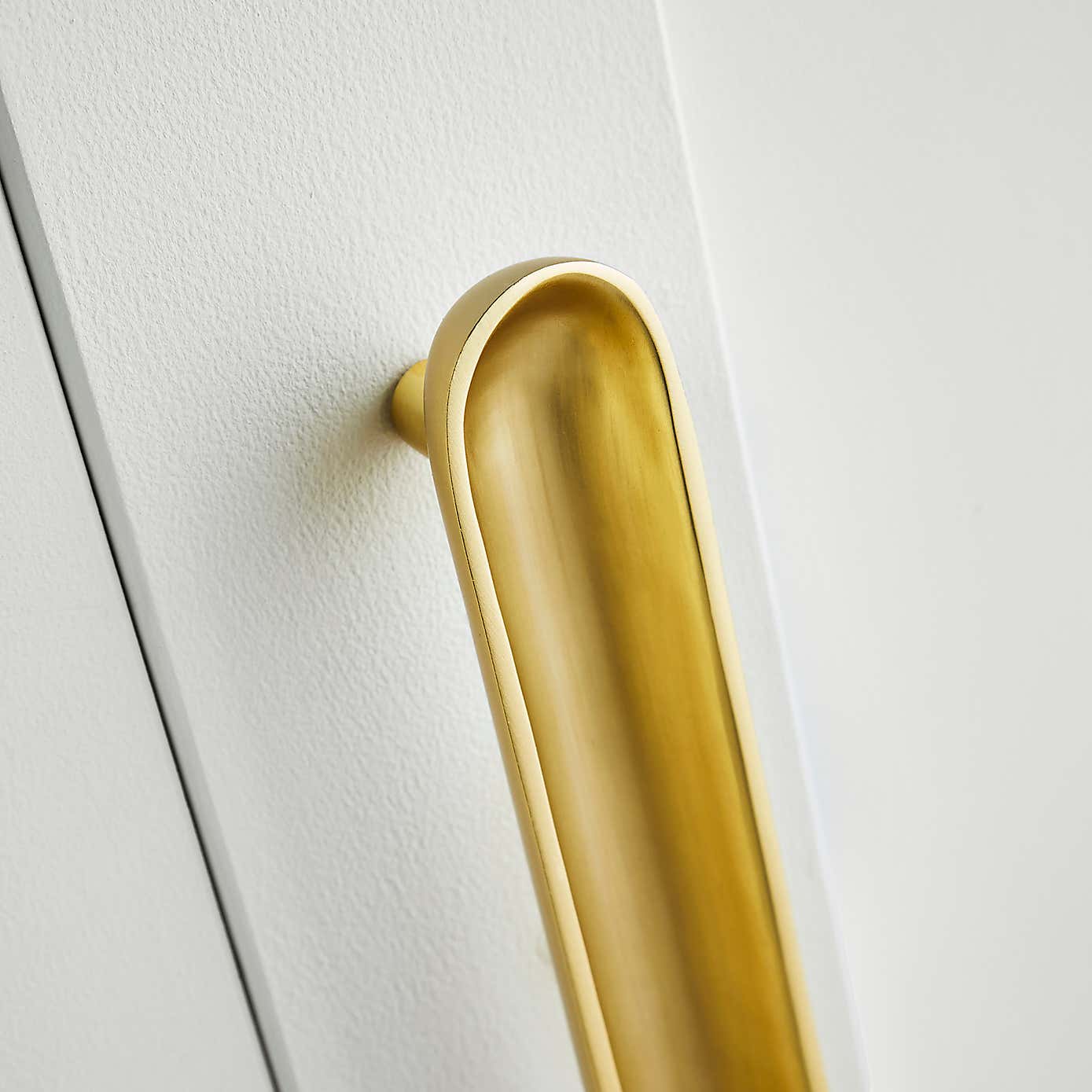 Luste Door Handle