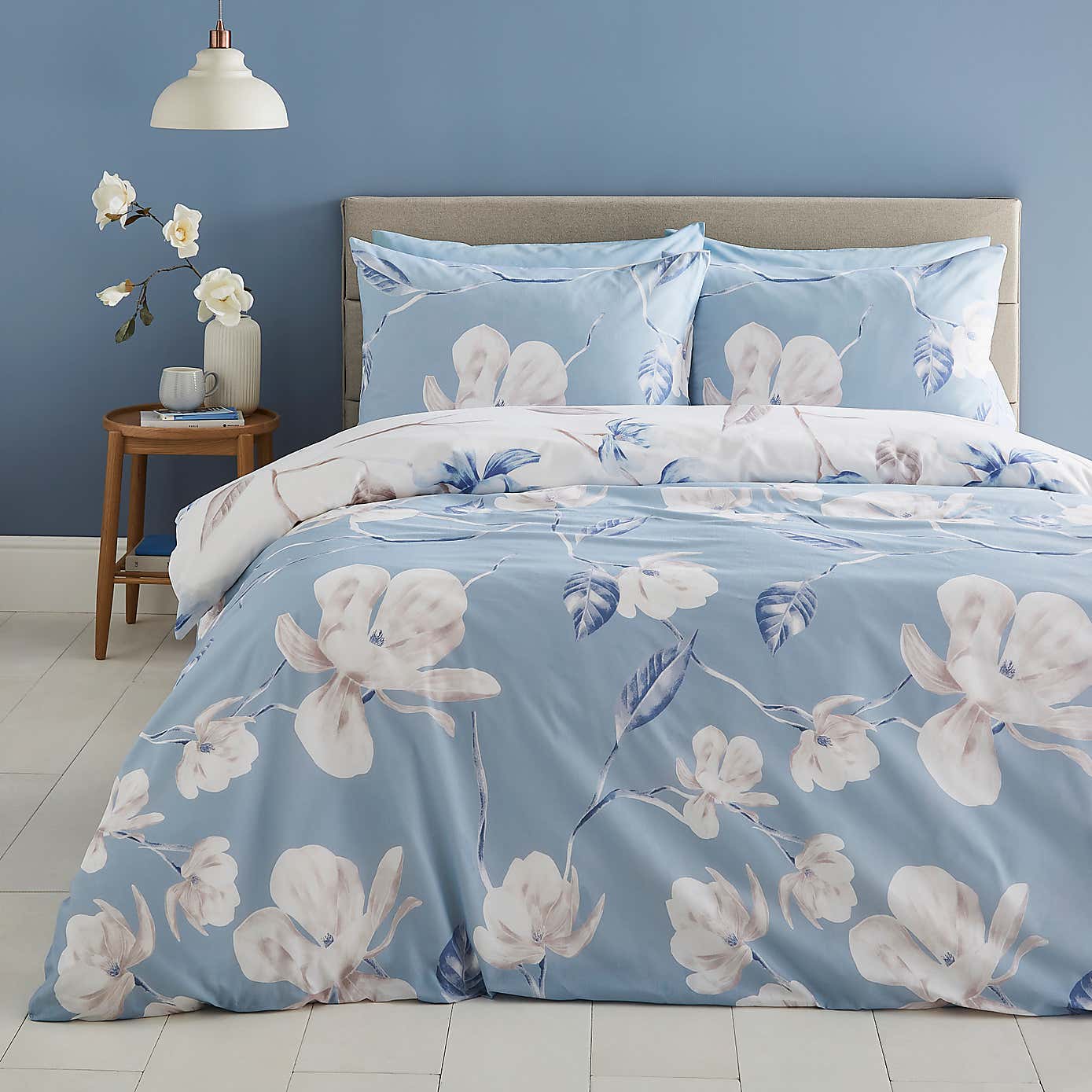 Lois Floral 144 Thread Count Reversible Duvet Cover & Pillowcase Set