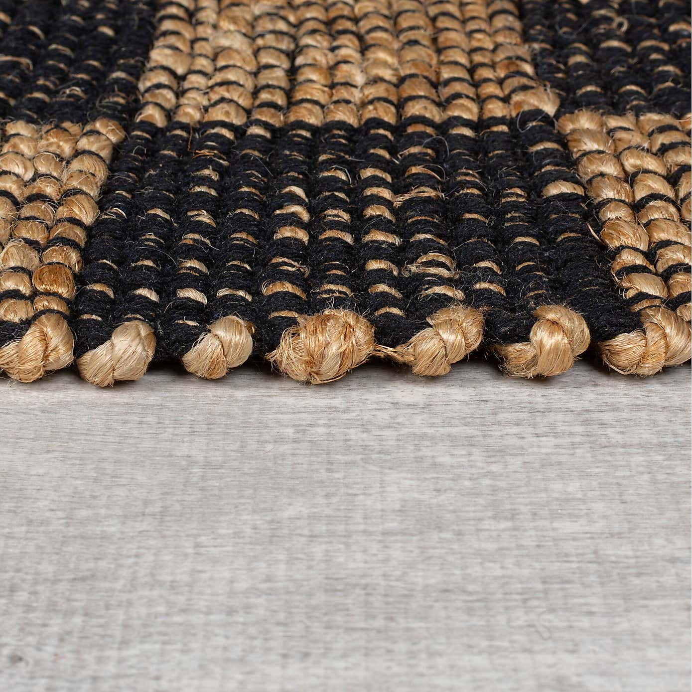 Jute Checkerboard Runner