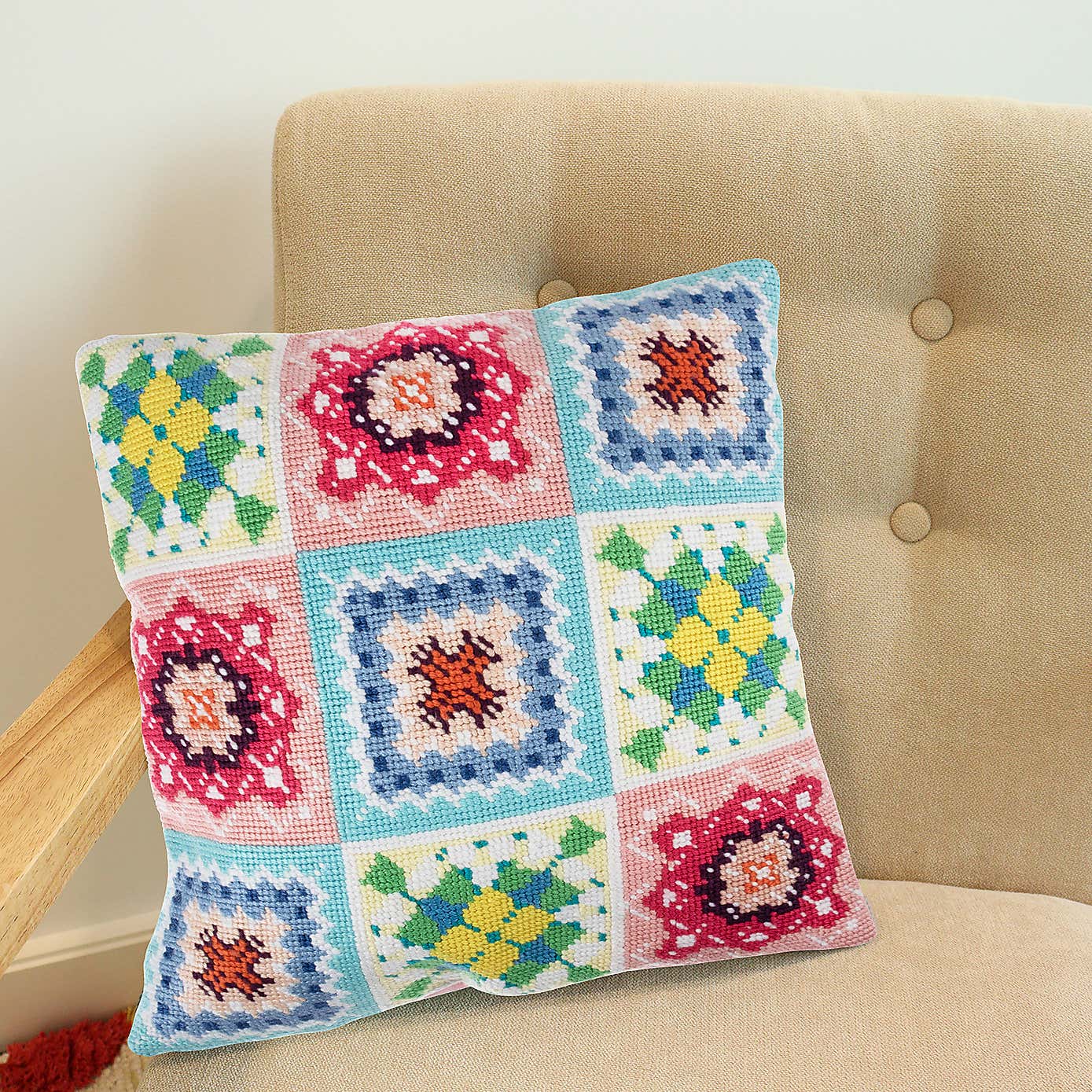 Tapestry Kit Cush Crochet