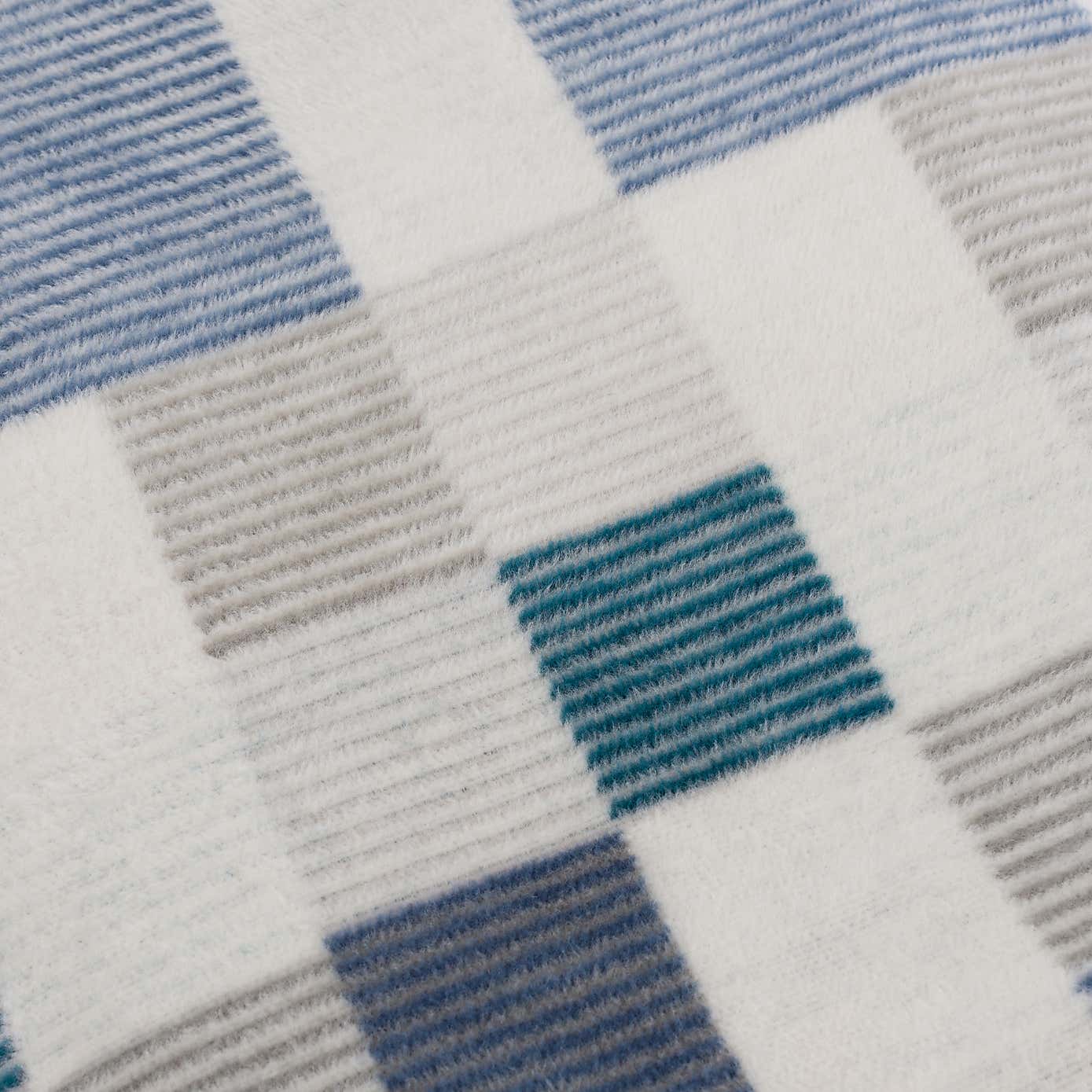 Thermosoft Mini Check Blue Throw