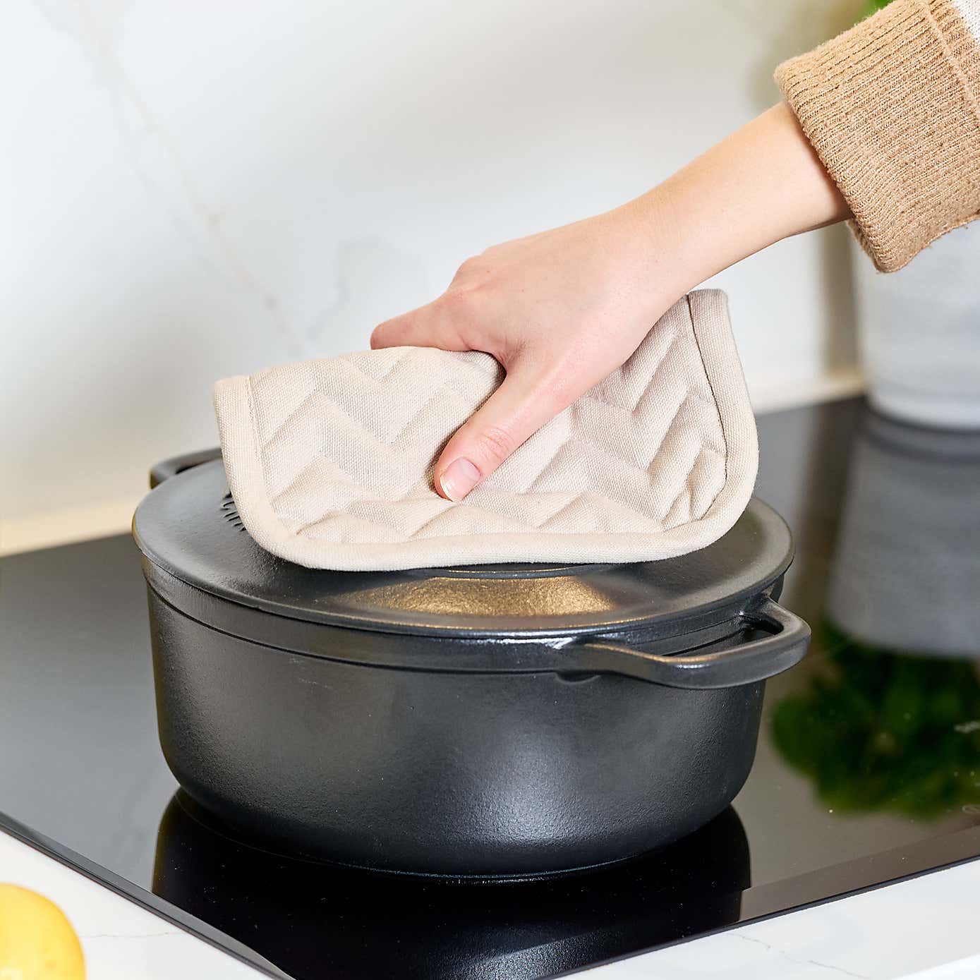 Dexam Set of 2 Love Colour Pot Holders