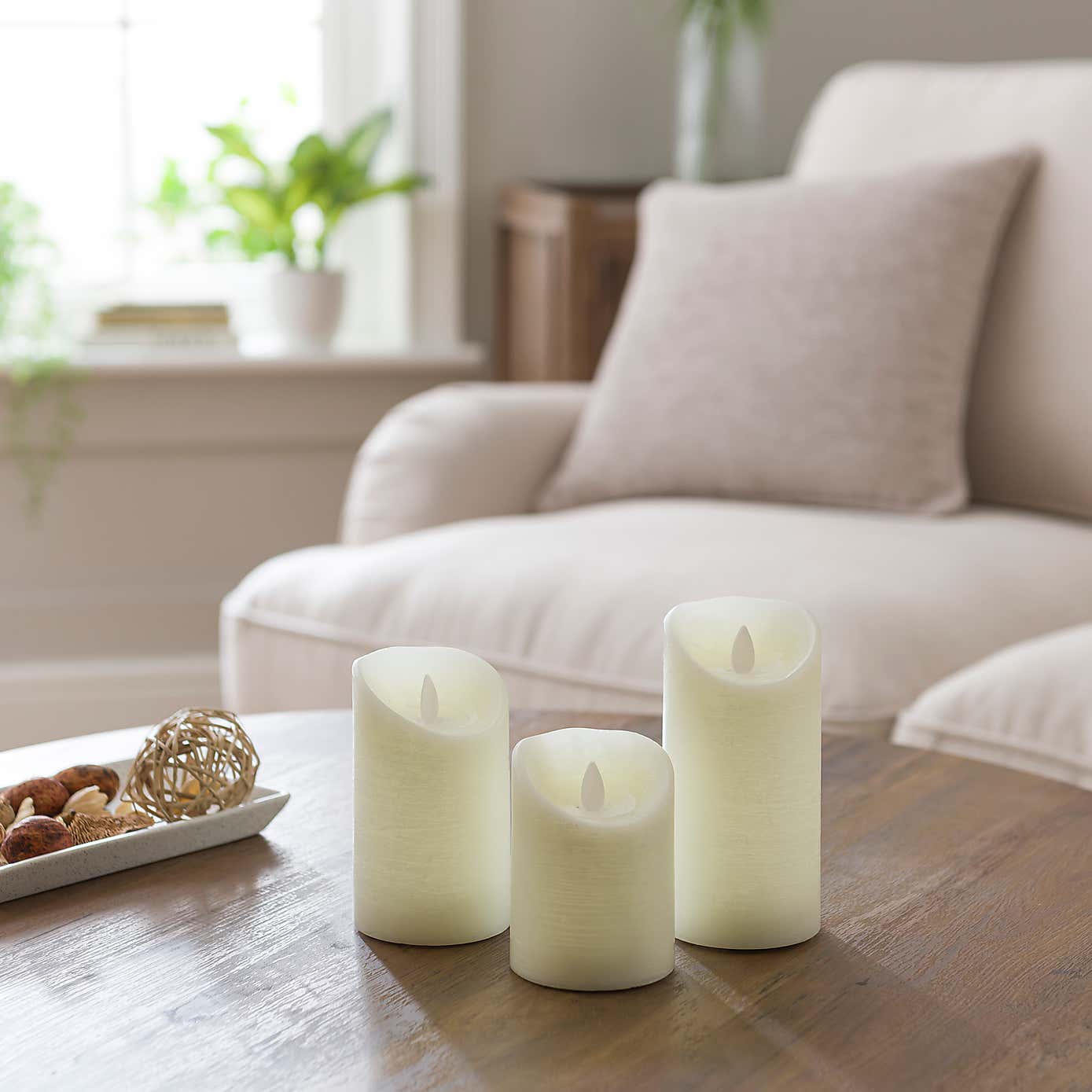 Set of 3 Black Pepper & Sandalwood LED Pillar Candles