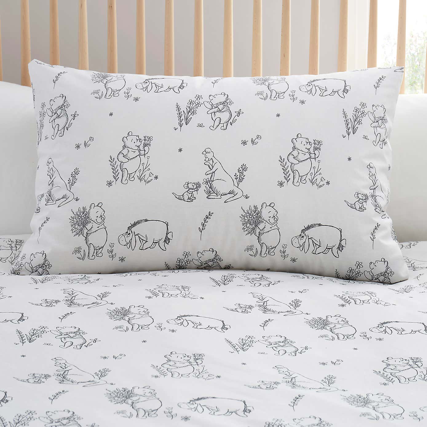Disney Winnie the Pooh Natural Duvet Cover & Pillowcase Set