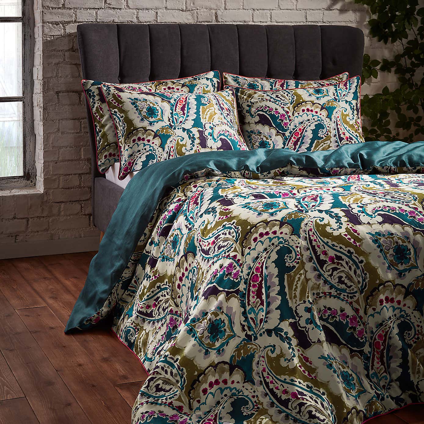 EW by Edinburgh Weavers Aretha Paisley Teal 100% Cotton Sateen Duvet Cover & Pillowcase Set