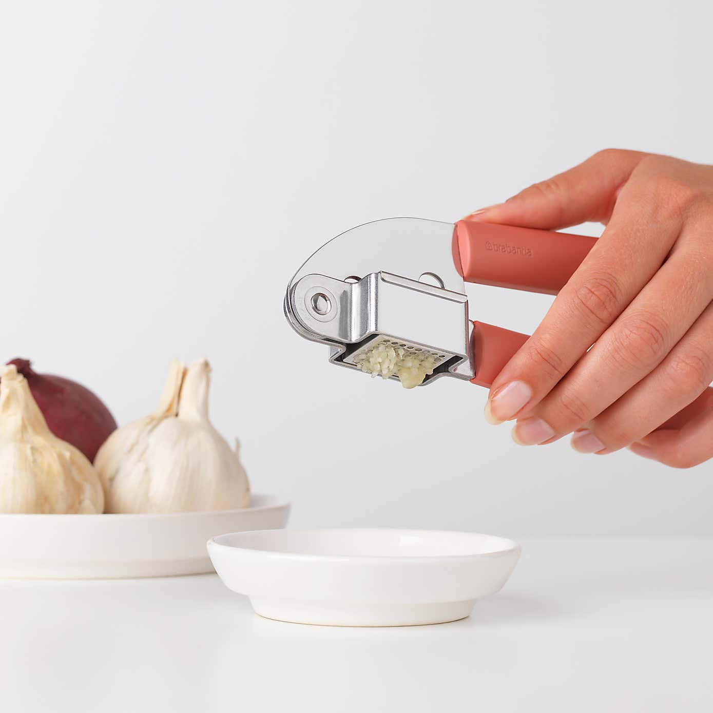 Brabantia Tasty+ Pink Garlic Press