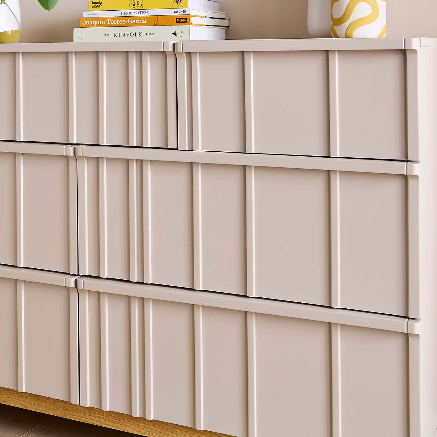 Elements Thompson Wide 7 Drawer Chest, Mushroom