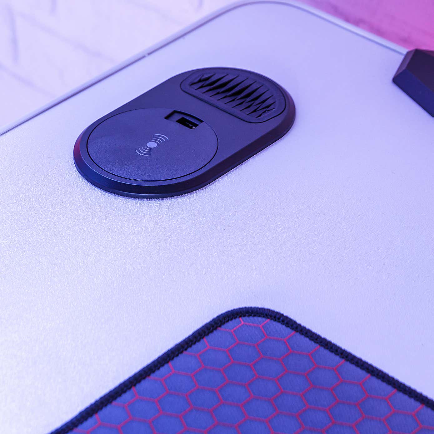 X Rocker White Carbon Tek Gaming Desk with Wireless Charging and Neo Fibre LED