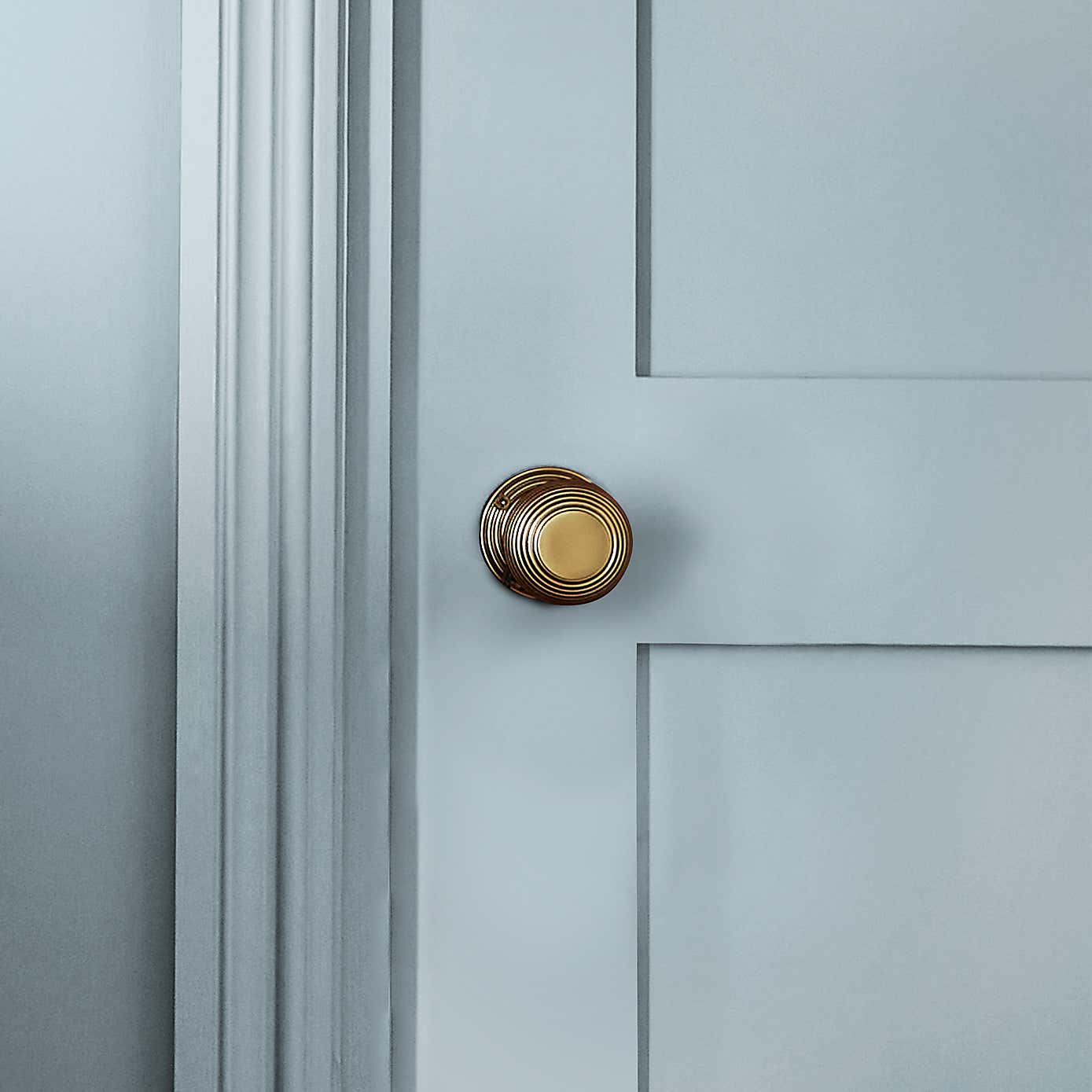 William Morris At Home Water House Eggshell Paint