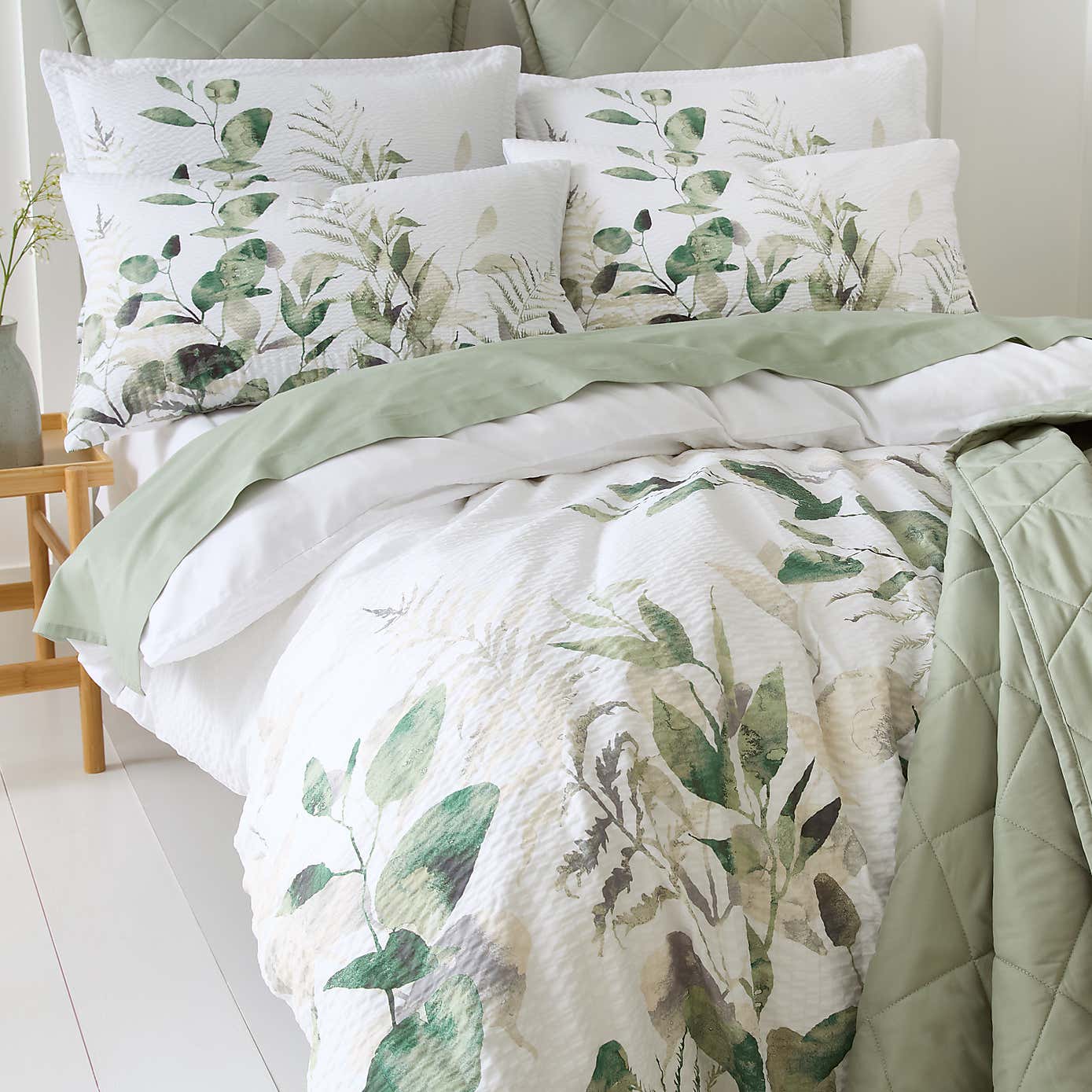 Foliage Seersucker Duvet Cover and Pillowcase Set