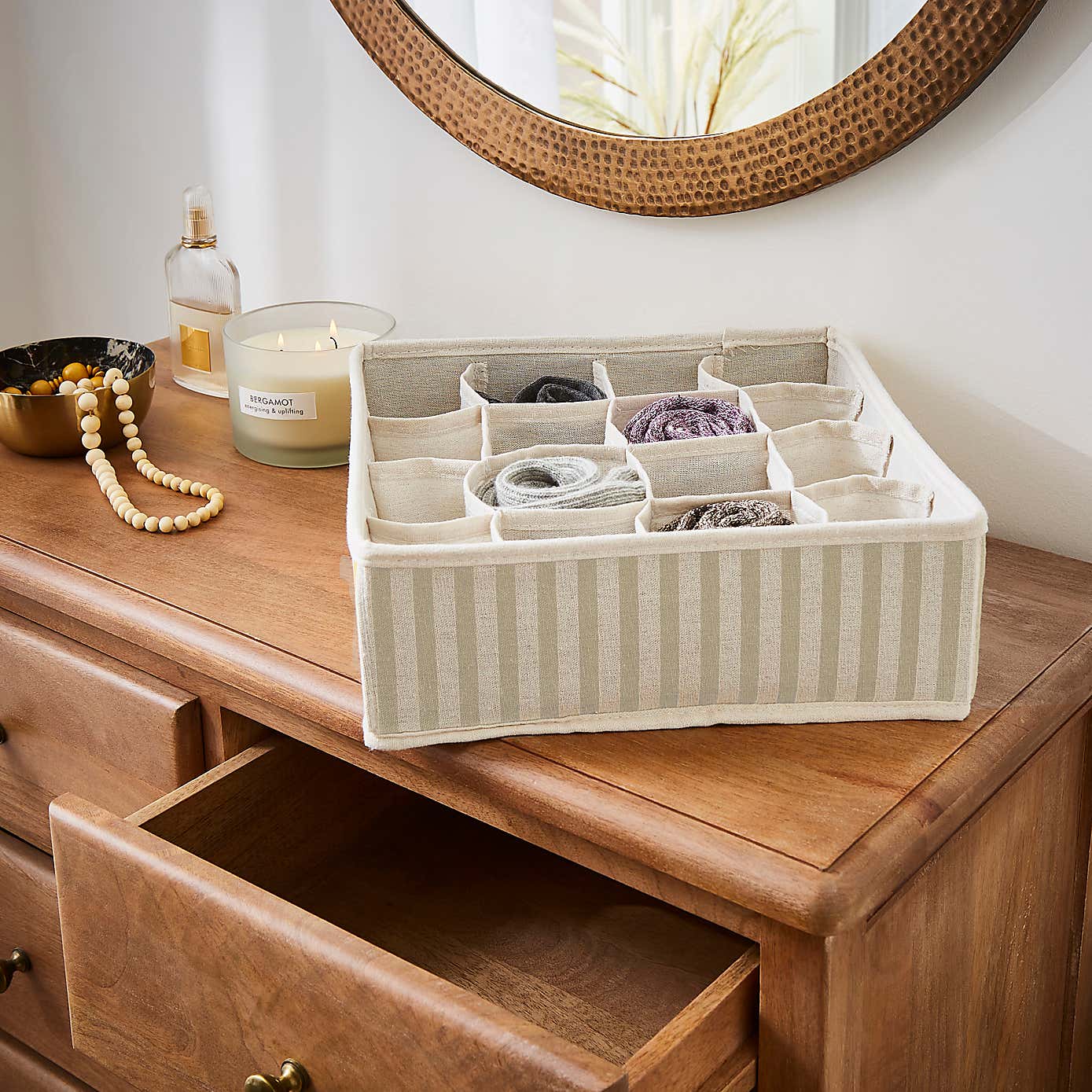 16 Section Striped Organiser