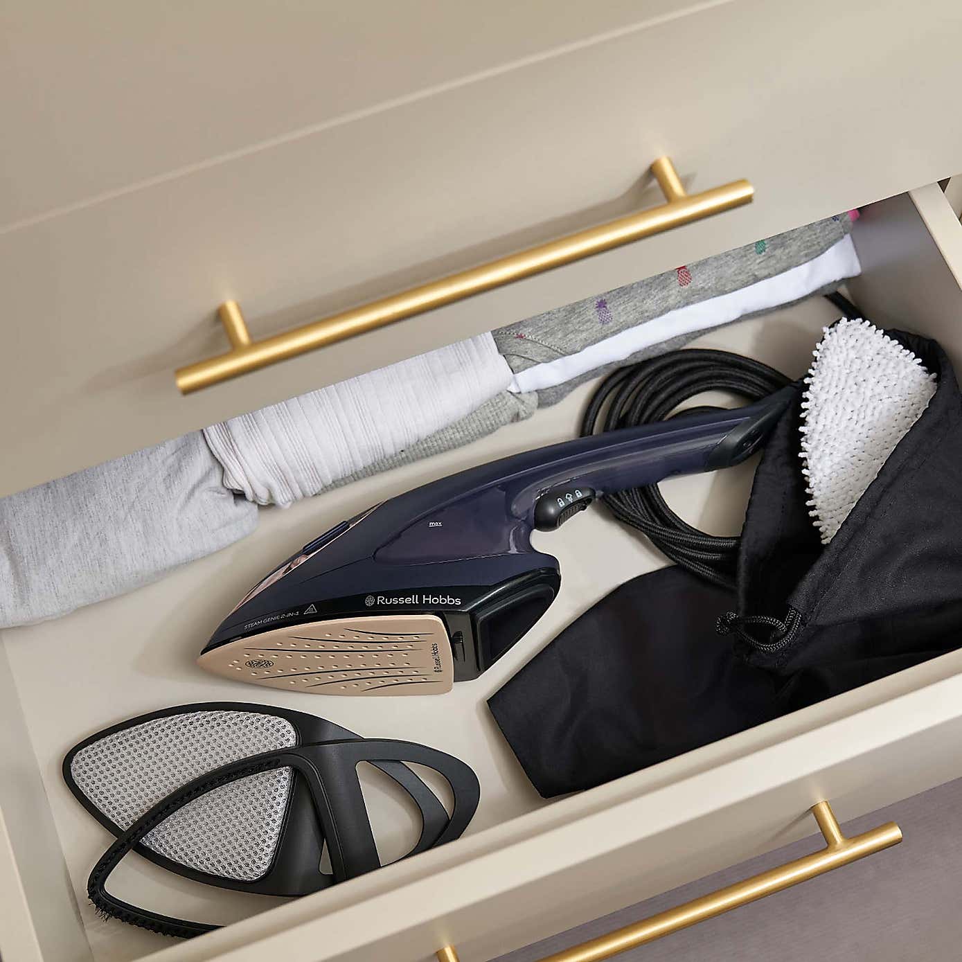 Russell Hobbs Steam Genie 2 in 1 Hand Held Steamer