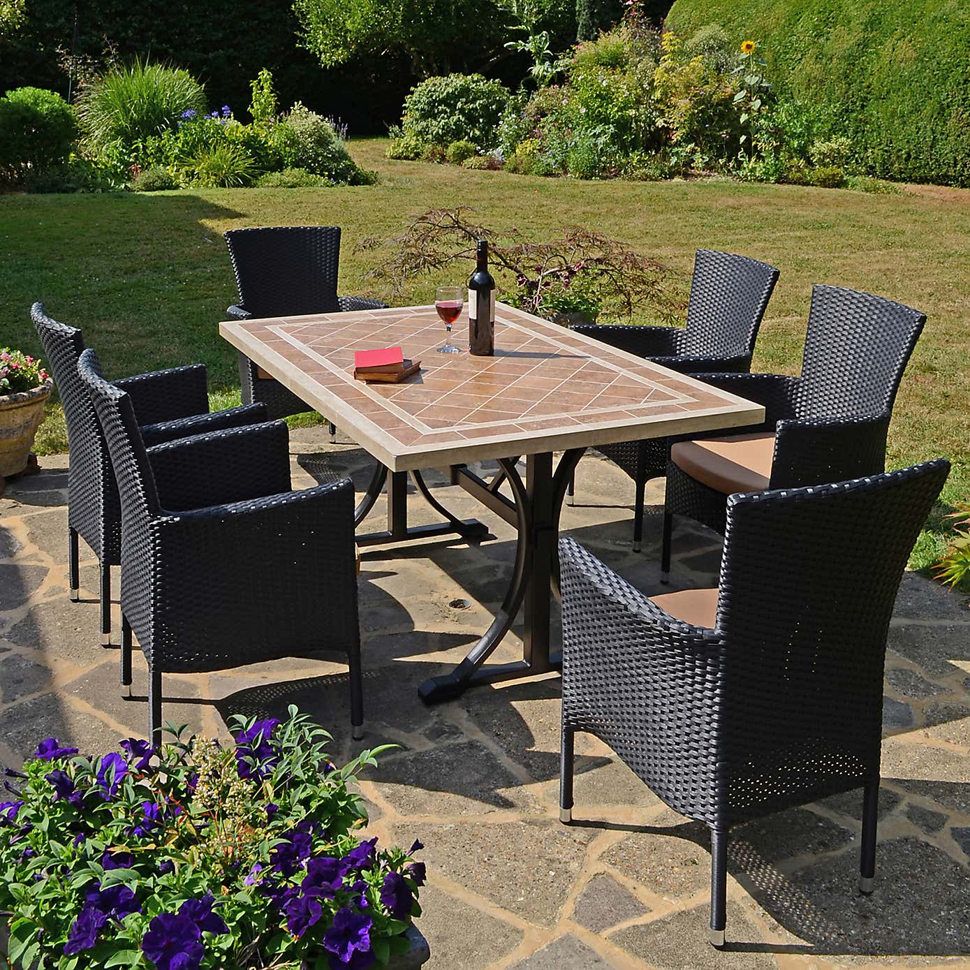 Byron Manor Hampton 6 Seat Dining Set