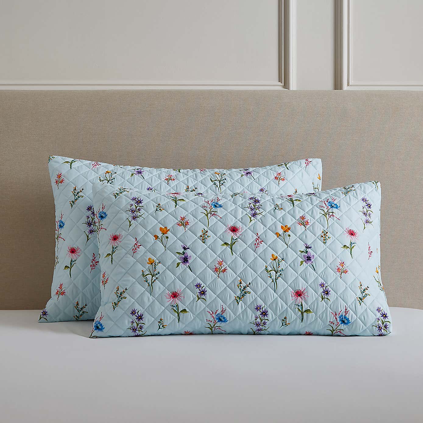 Foxley Ditsy Standard Pillowsham Pair