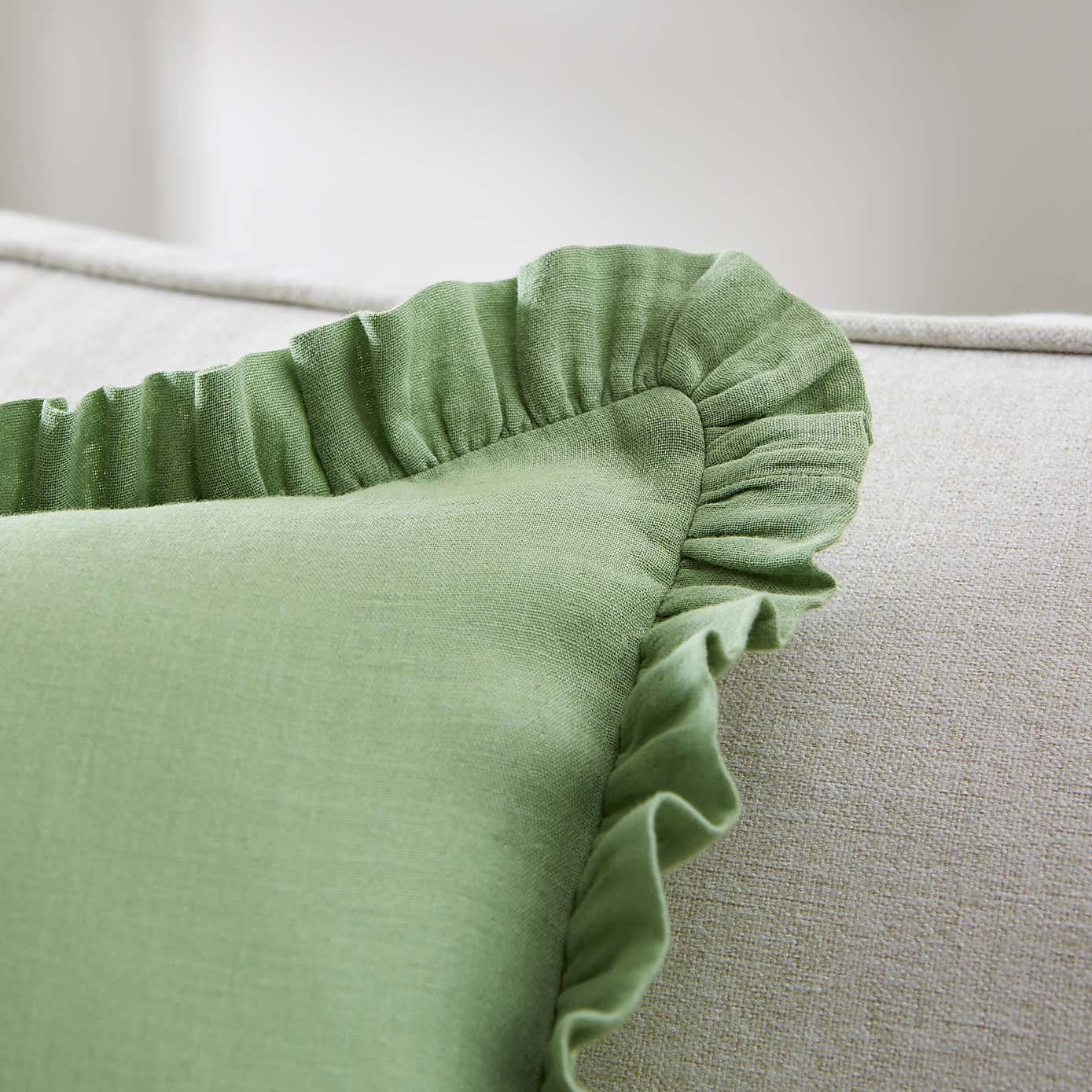 Frilled Gauze Square Cushion