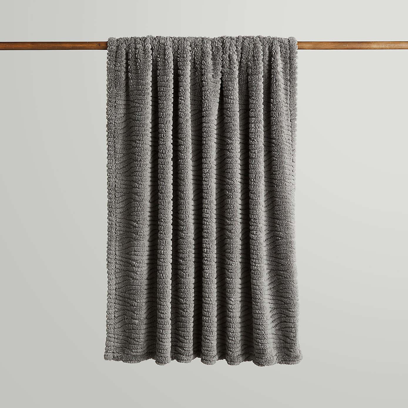 Henwood Textured Fleece Throw 130x170cm