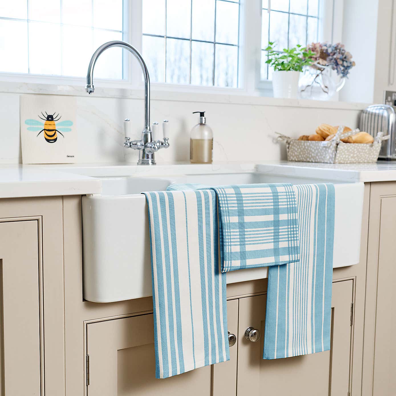 Dexam Love Colour Set of 3 Extra Large Tea Towels