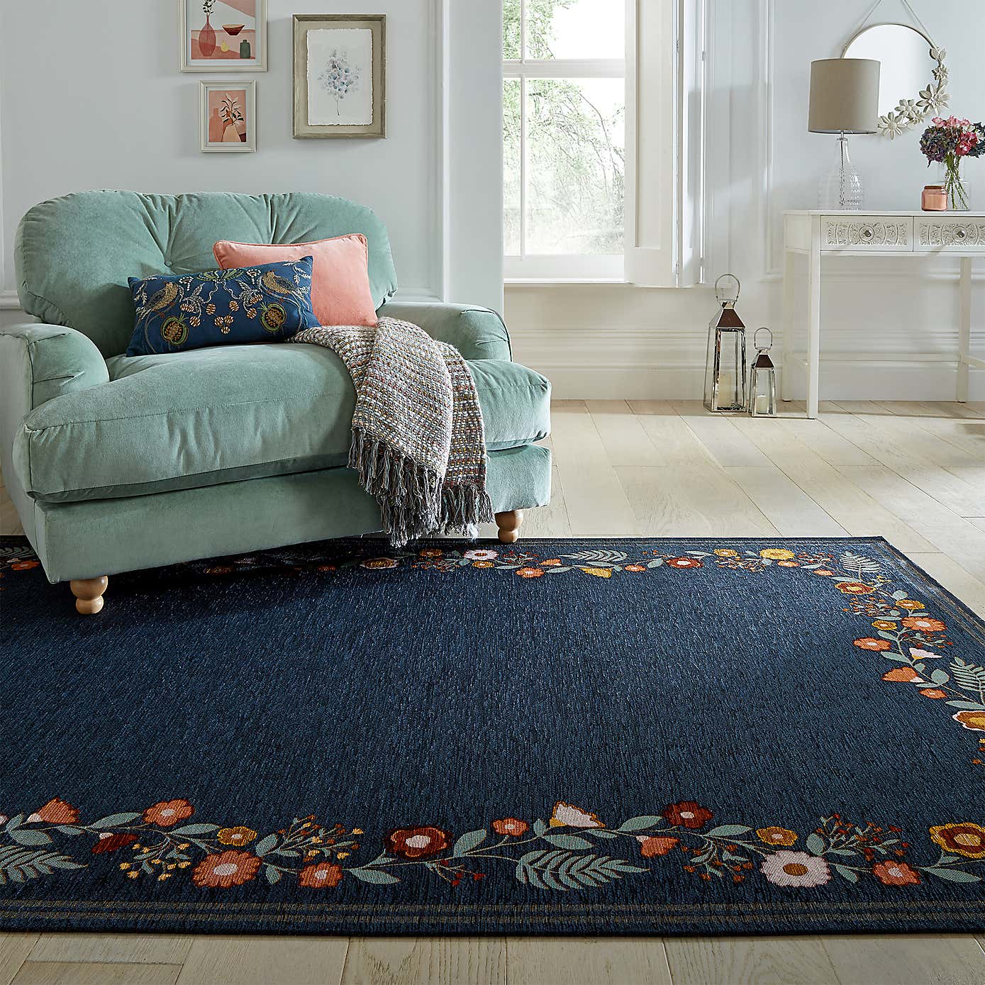Camellia Floral Border Rug