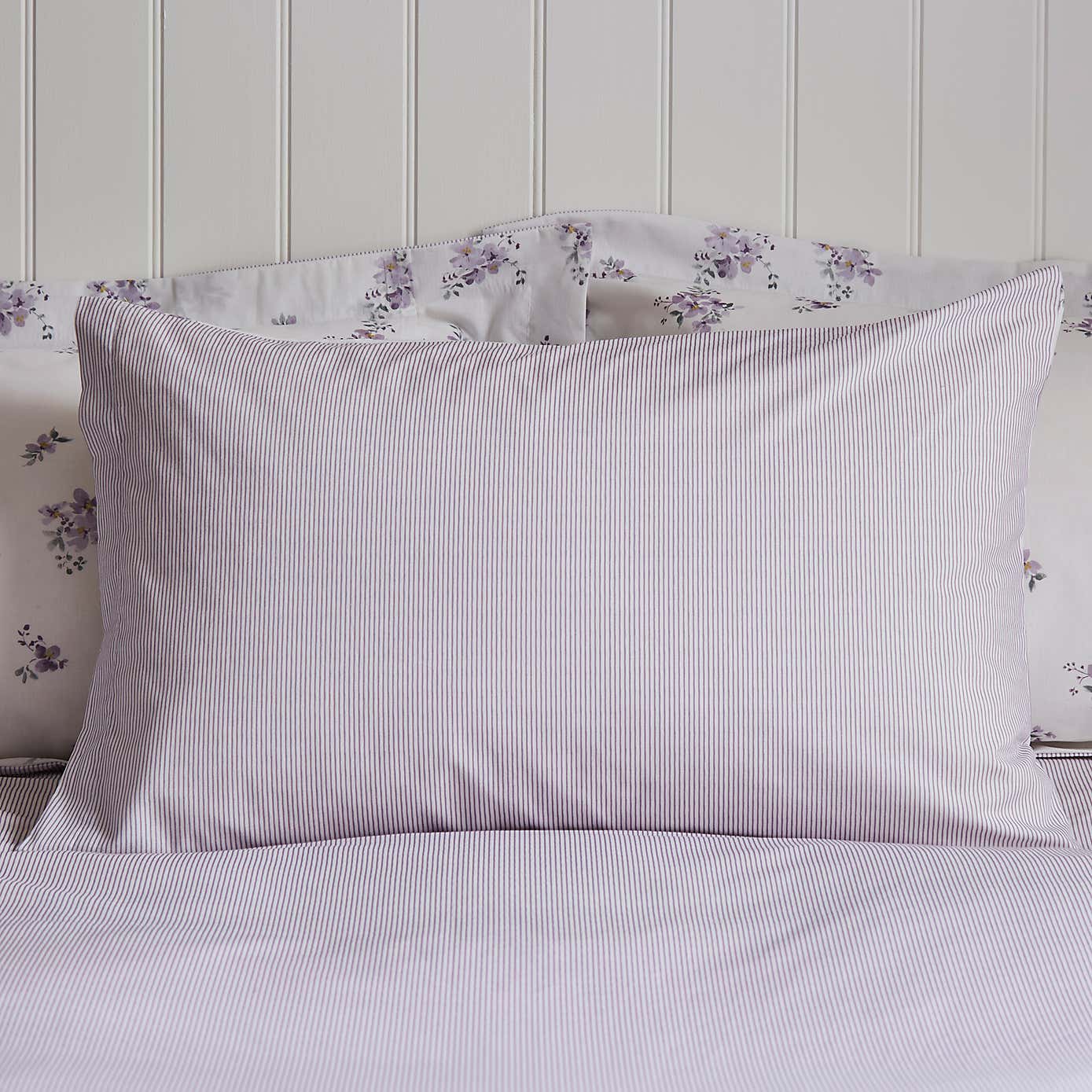 Hailey Ditsy Mauve Duvet Cover and Pillowcase Set