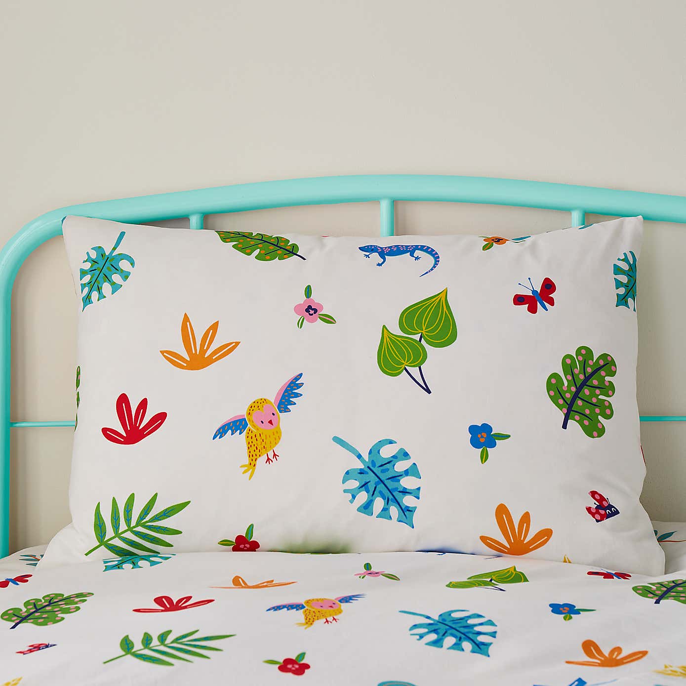 Bright Animals 100% Cotton Reversible Duvet Cover and Pillowcase Set