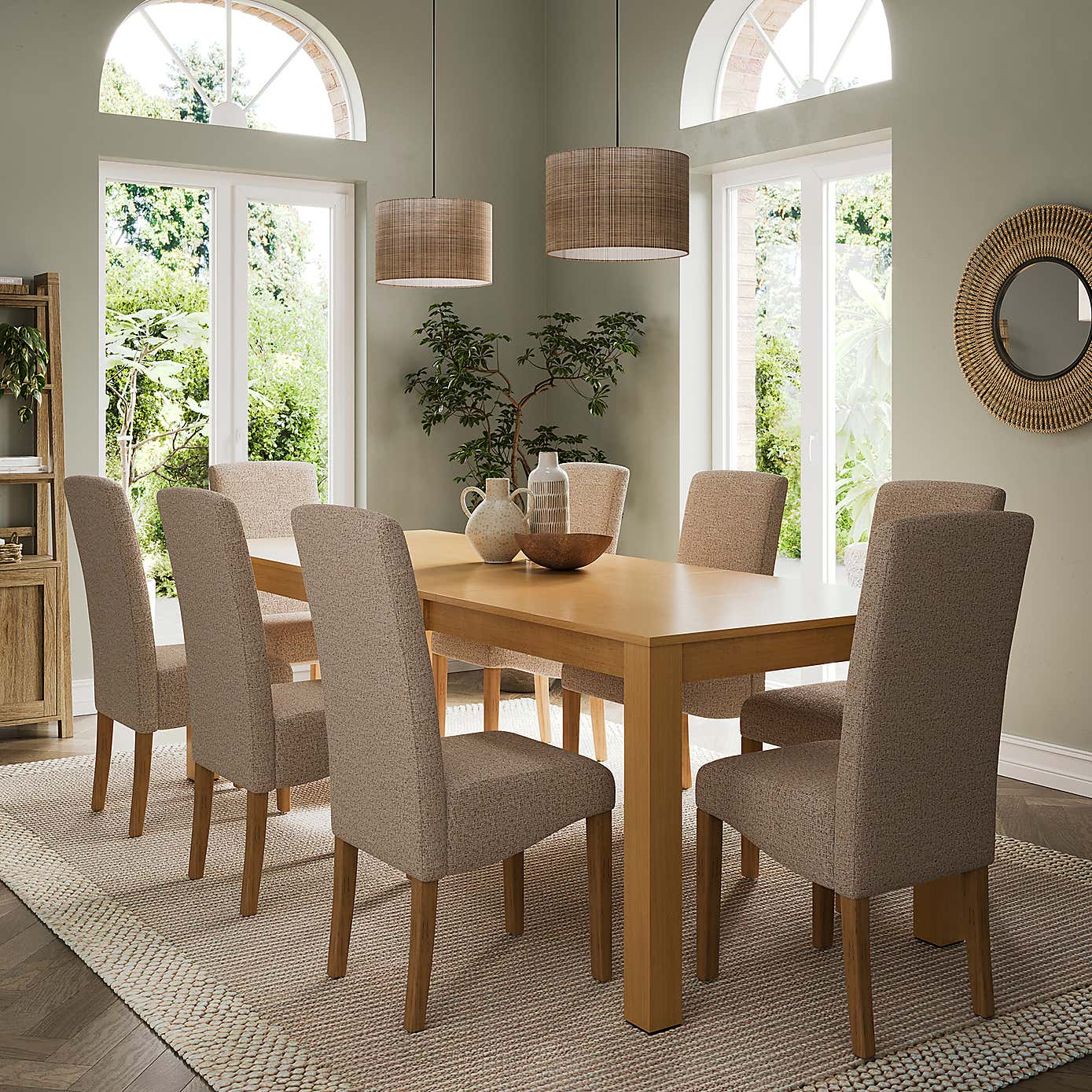 Harlington 8-10 Seater Extendable Dining Table, Oak