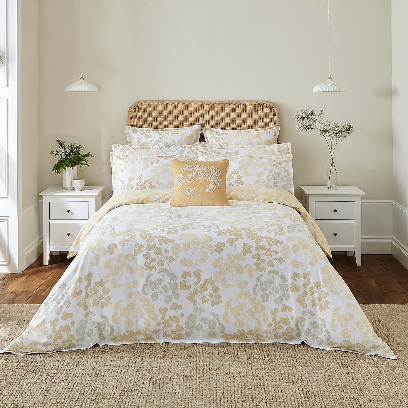 Dorma Daylesford Square Cushion