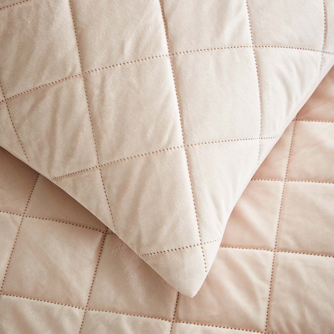 Castleton Duvet Cover and Pillowcase Set