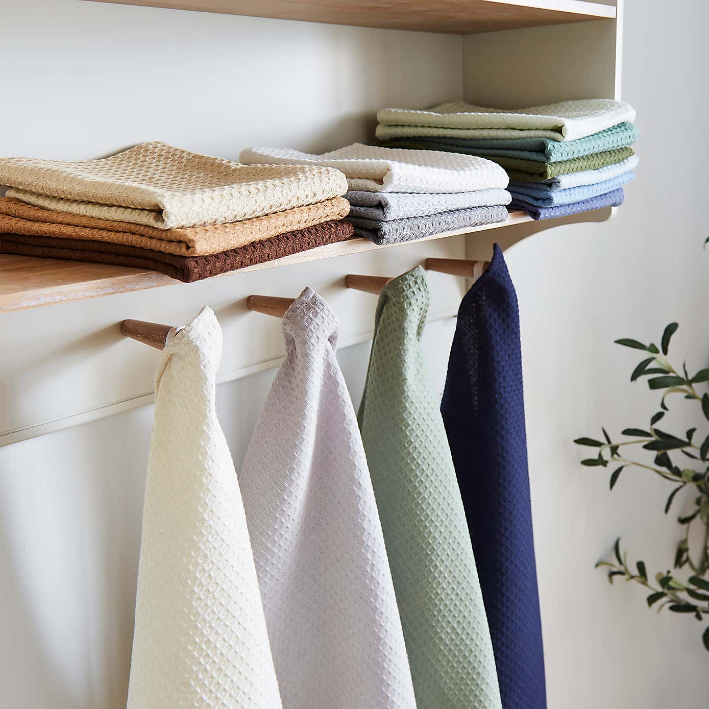 Set of 4 Isabelle Waffle Tea Towels