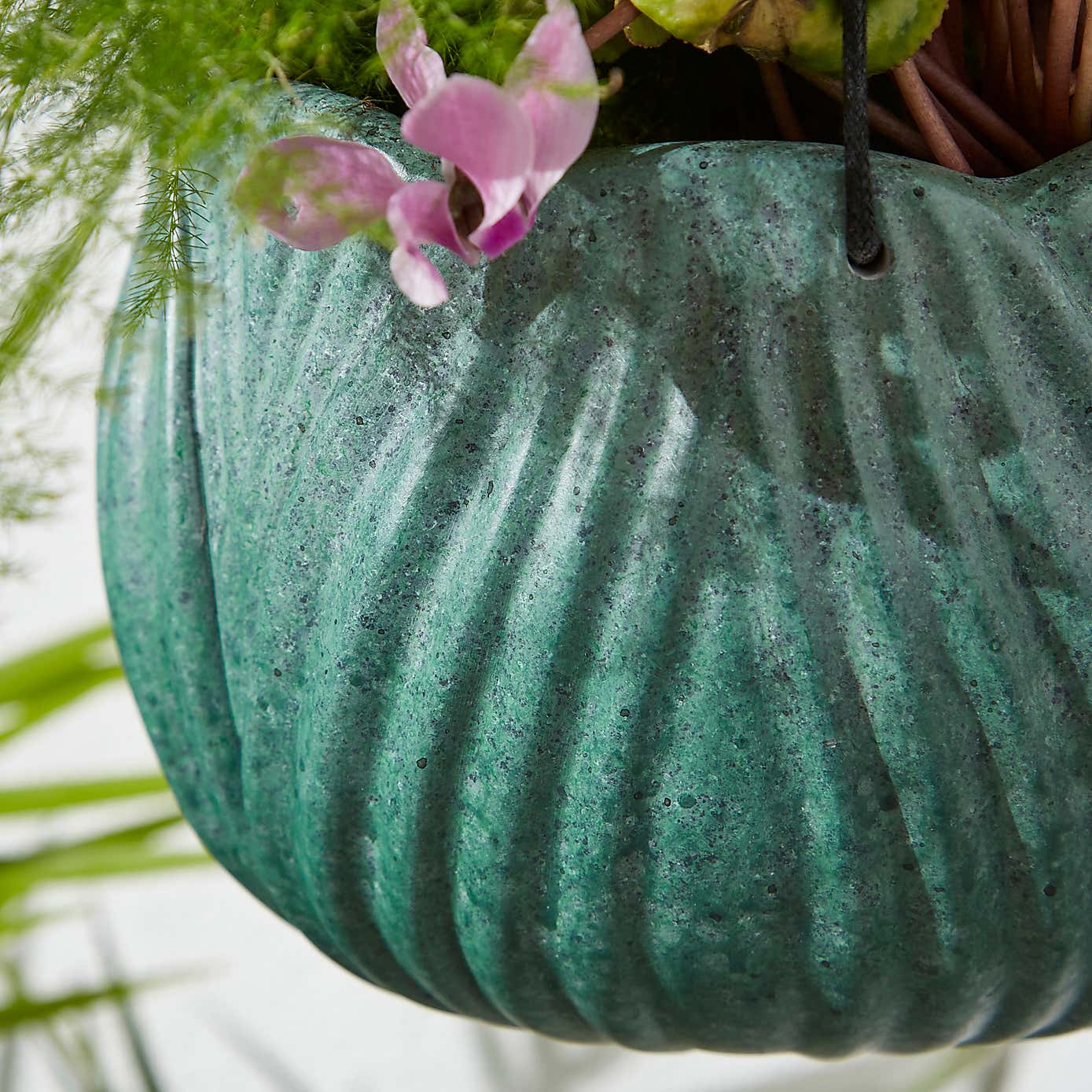 Green Resin Hanging Basket Lotus Flower Plant Pot