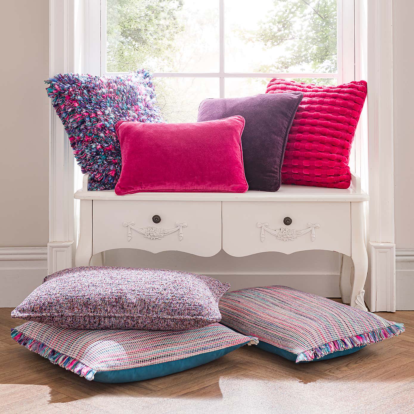 Clara Cotton Velvet Cushion