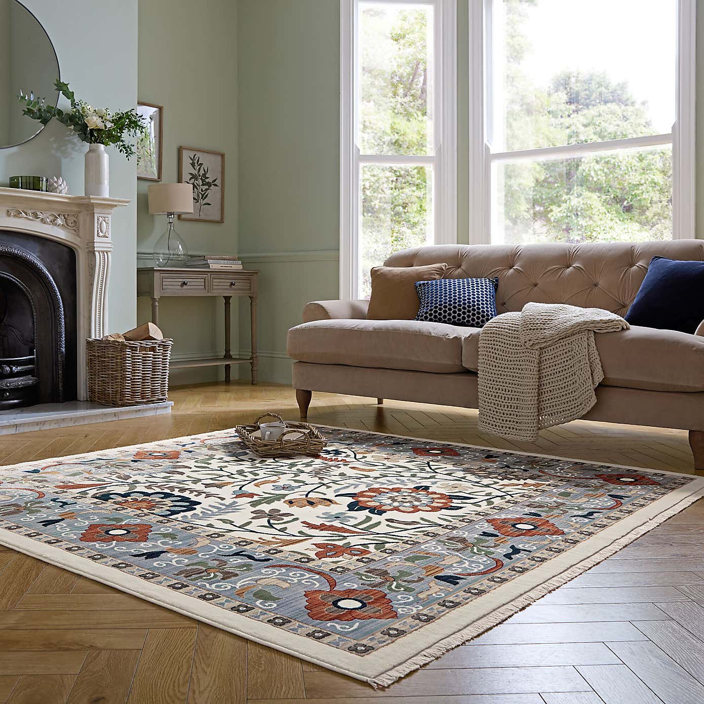 Delilah Floral Traditional Rug