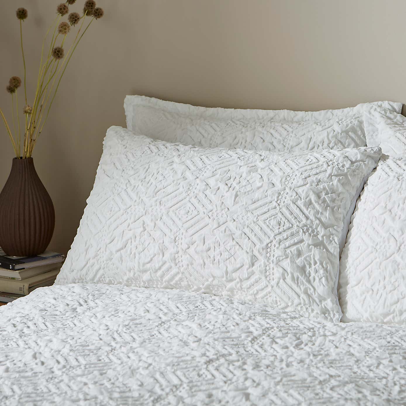 Malmo Global Duvet Cover & Pillowcase Set